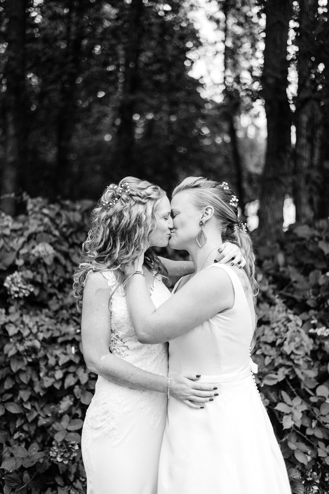 ShauniHartlandFotografie-BruiloftfotograafNoordHolland-Trouwfotograaf-LoveForAll-Buitentrouwen-37