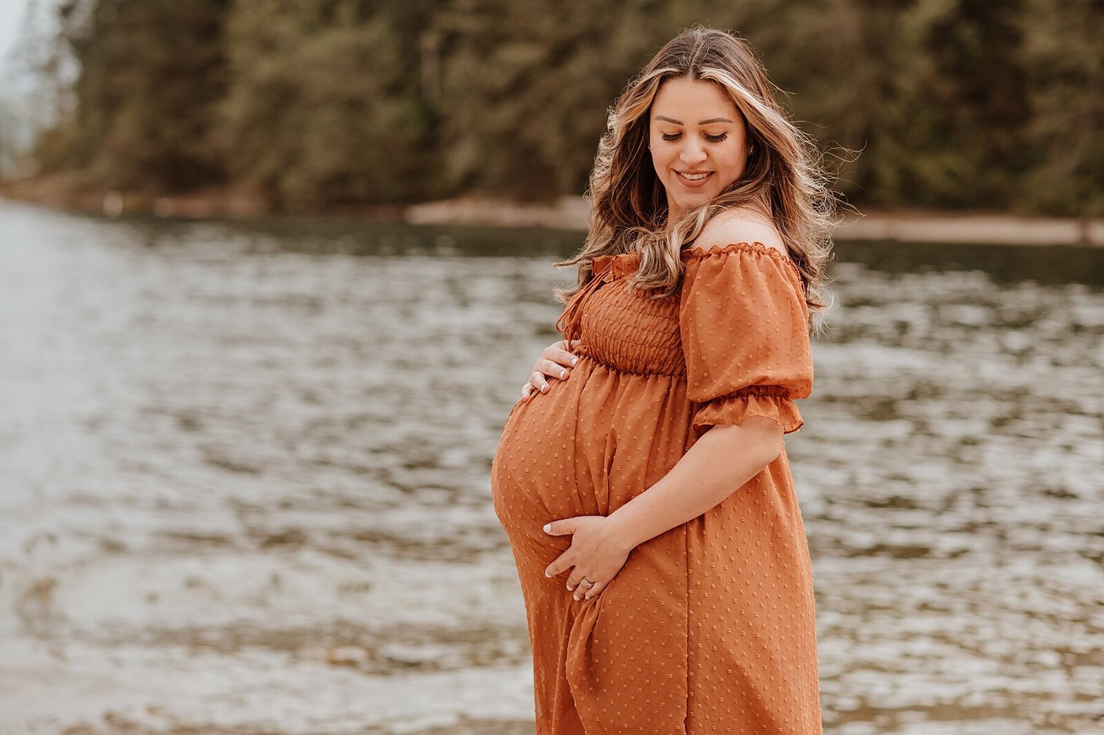 Vancouver Maternity Clothes - Kindred Photography