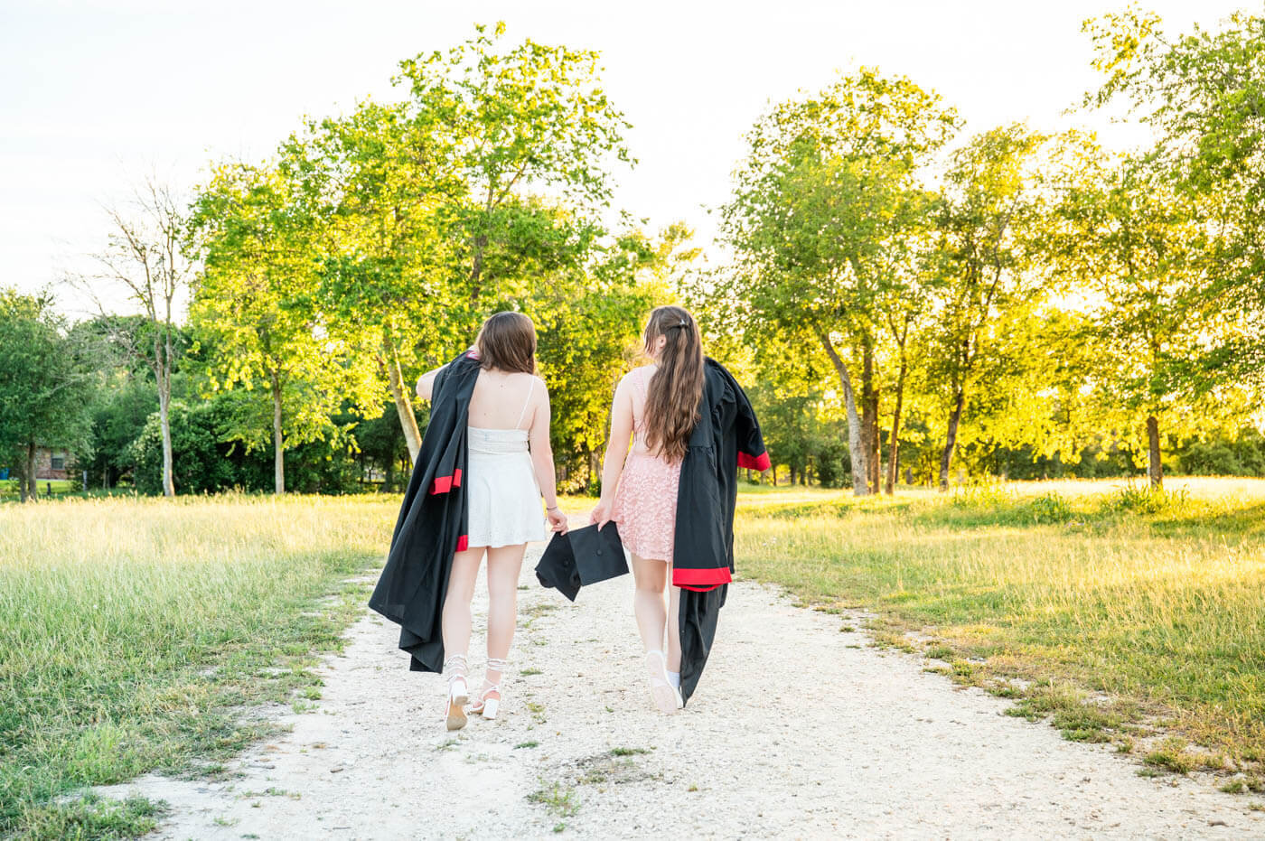 Alysa Ripley Photography_Senior Twin Girls Portraits_Harker Heights Avalon-49