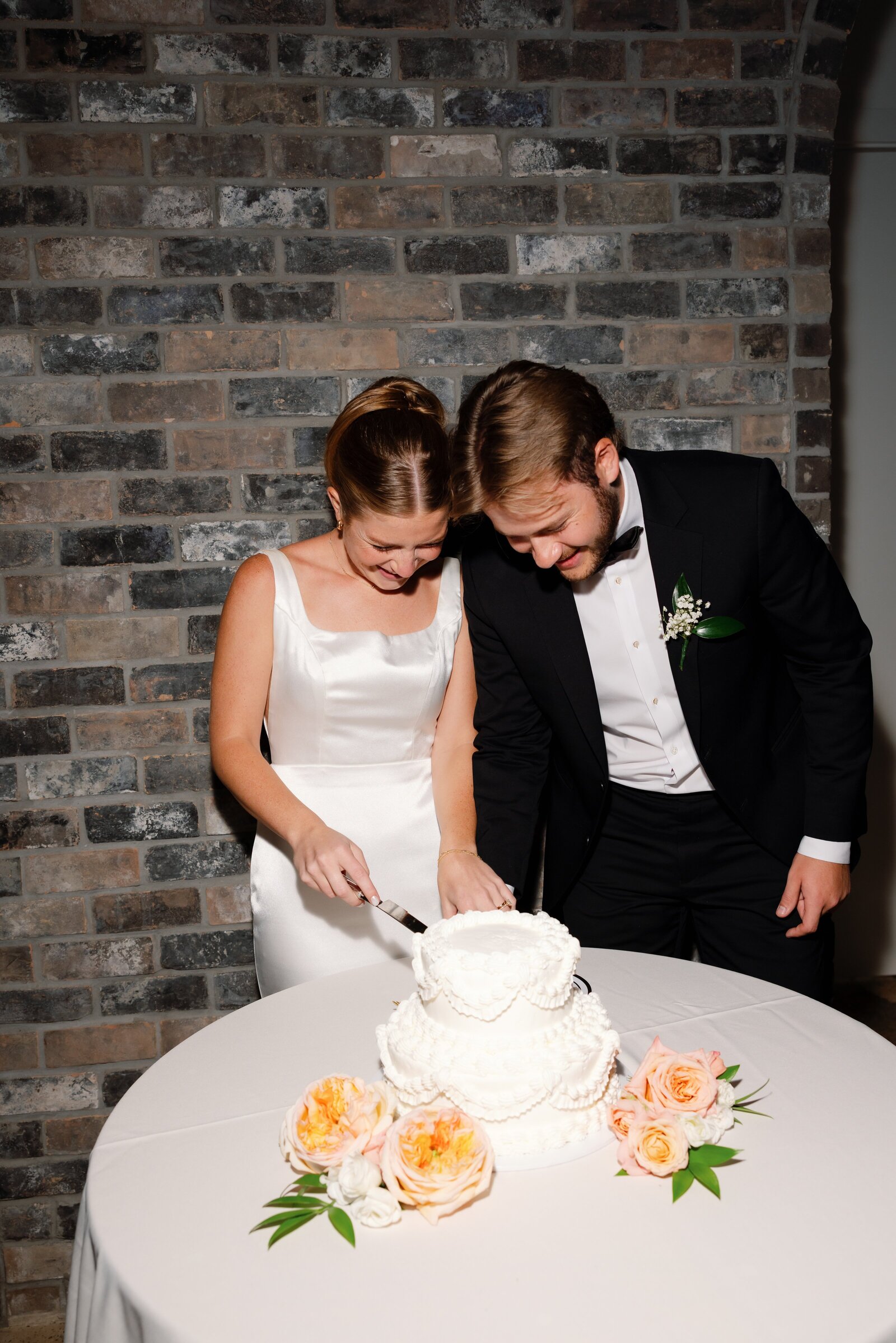 graysencameron_forever5wedding_stillsbytrinity-199