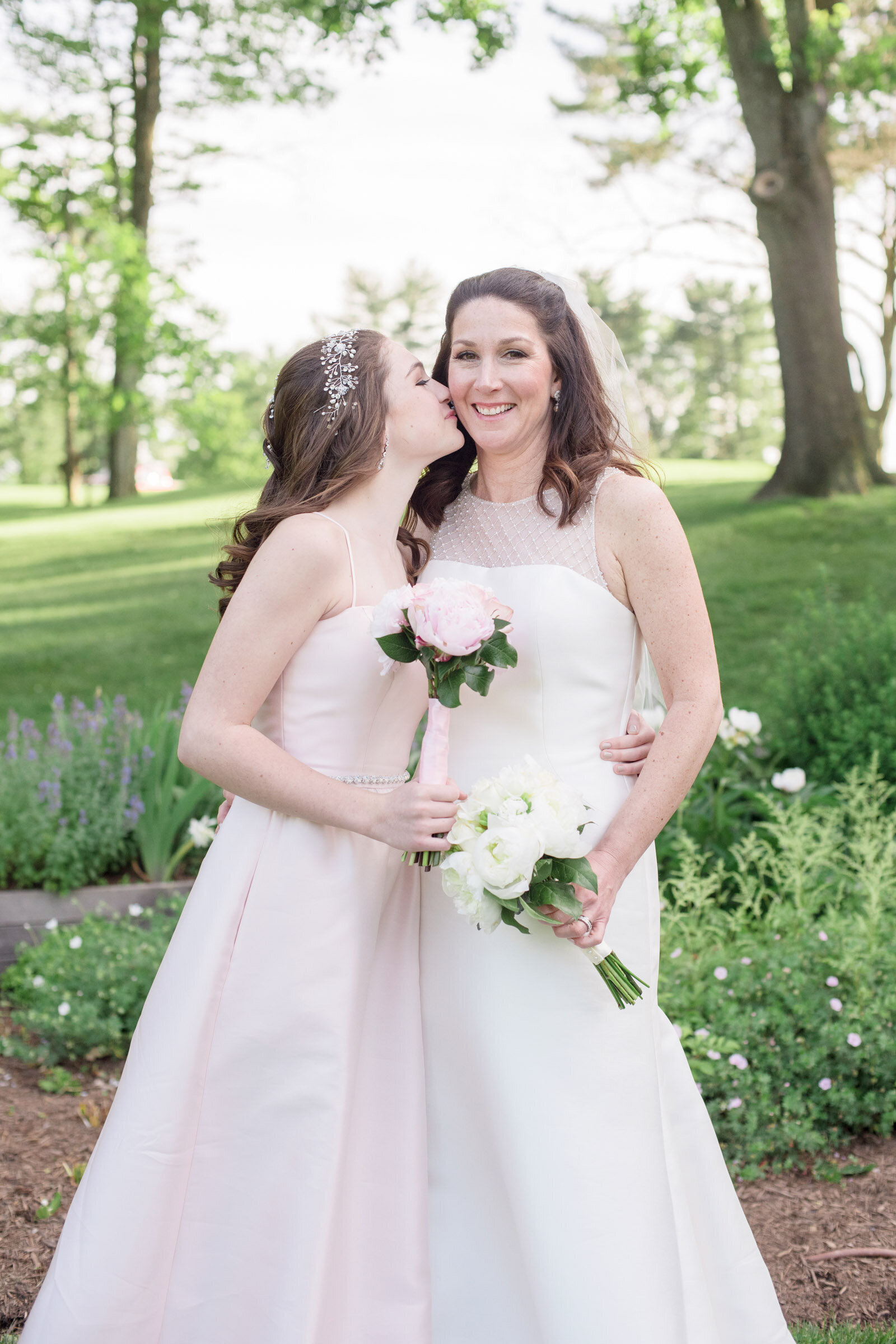 34-backyard-microwedding-photographer-hudson-valley-ny