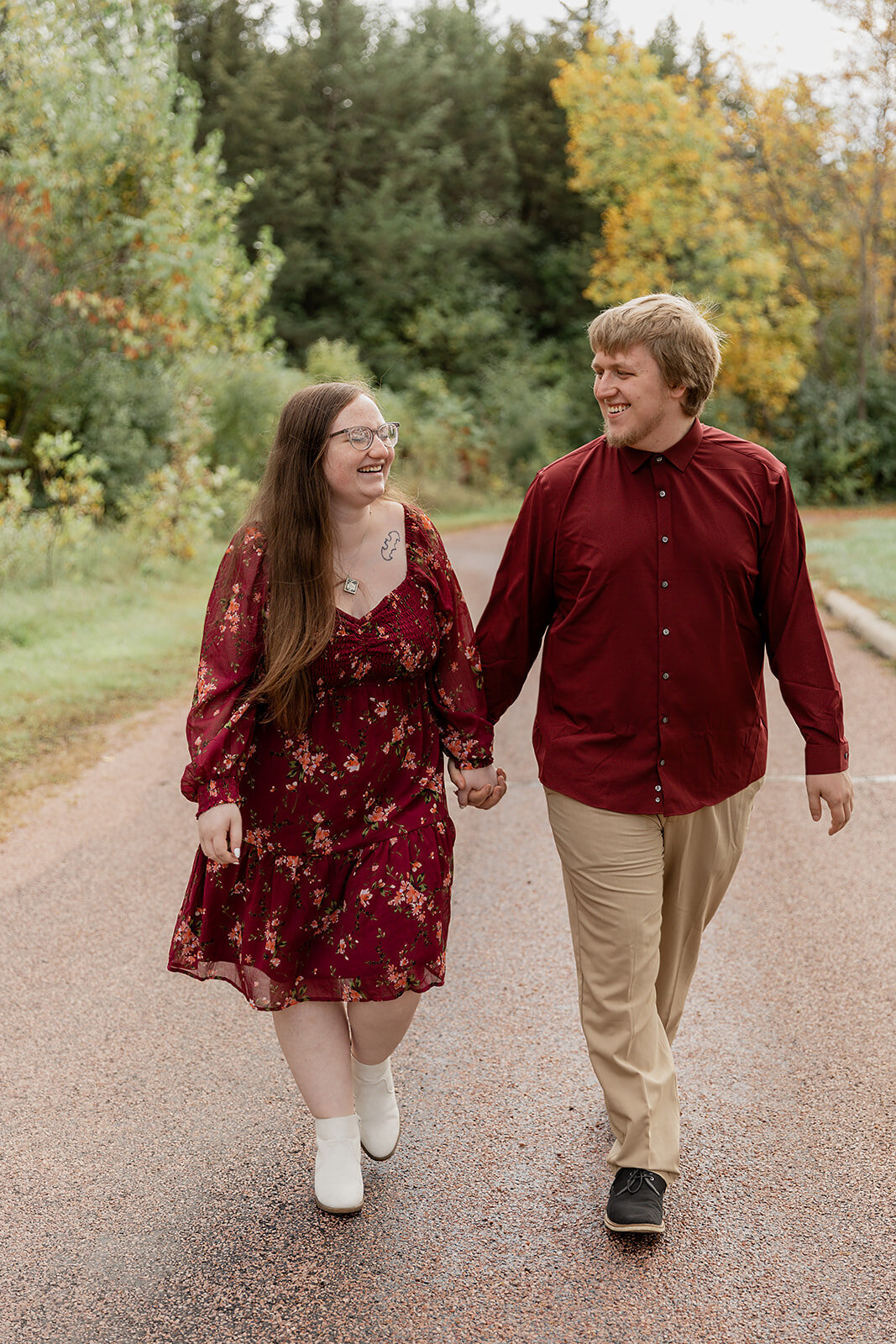 Travis and Alyssa Sioux Falls Engagement-9_websize