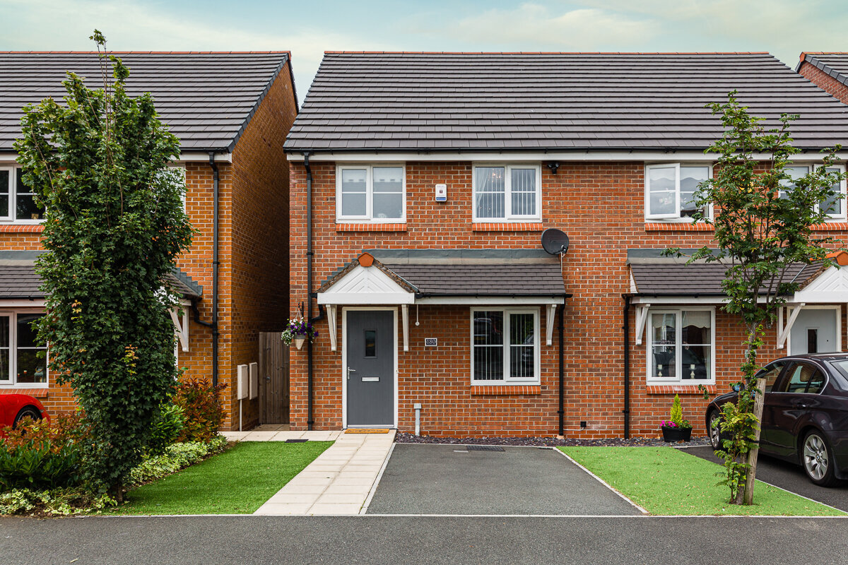 180 addenbrooke drive-37