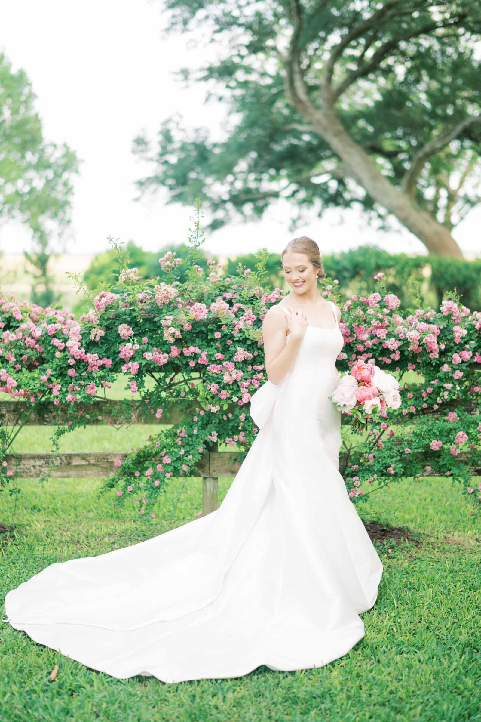hill country classic bridal portrait-1435