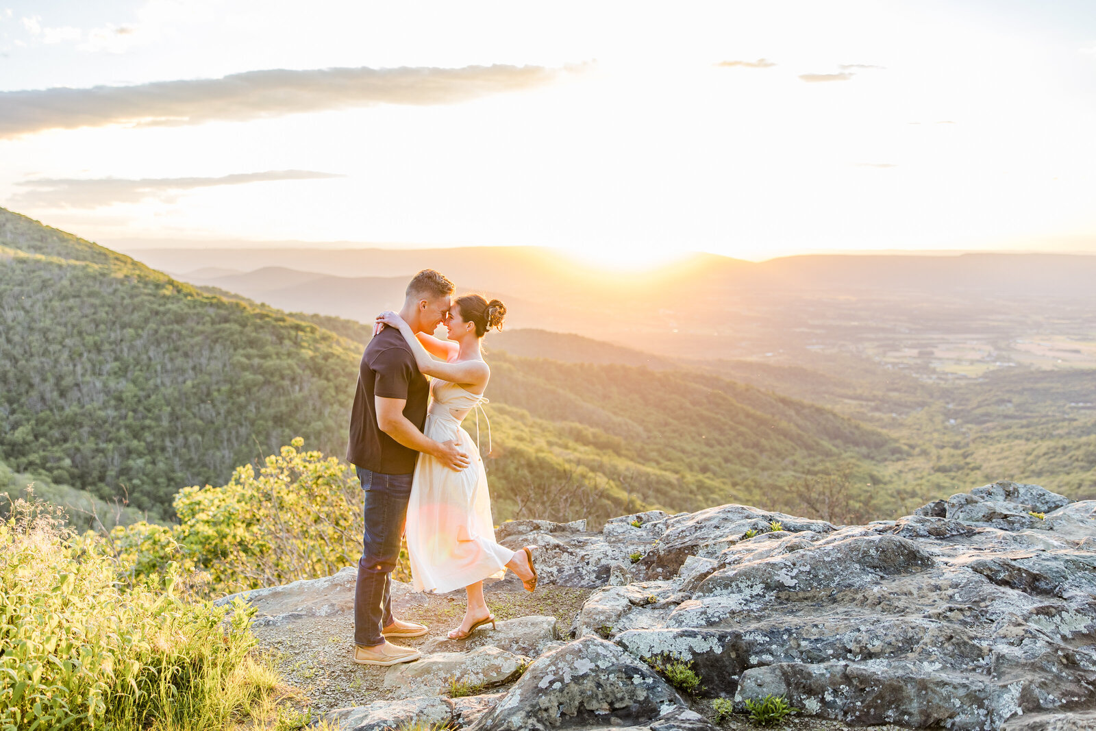 Jessica+Logan_Previews_by_Robin_Skievaski_Photography--17