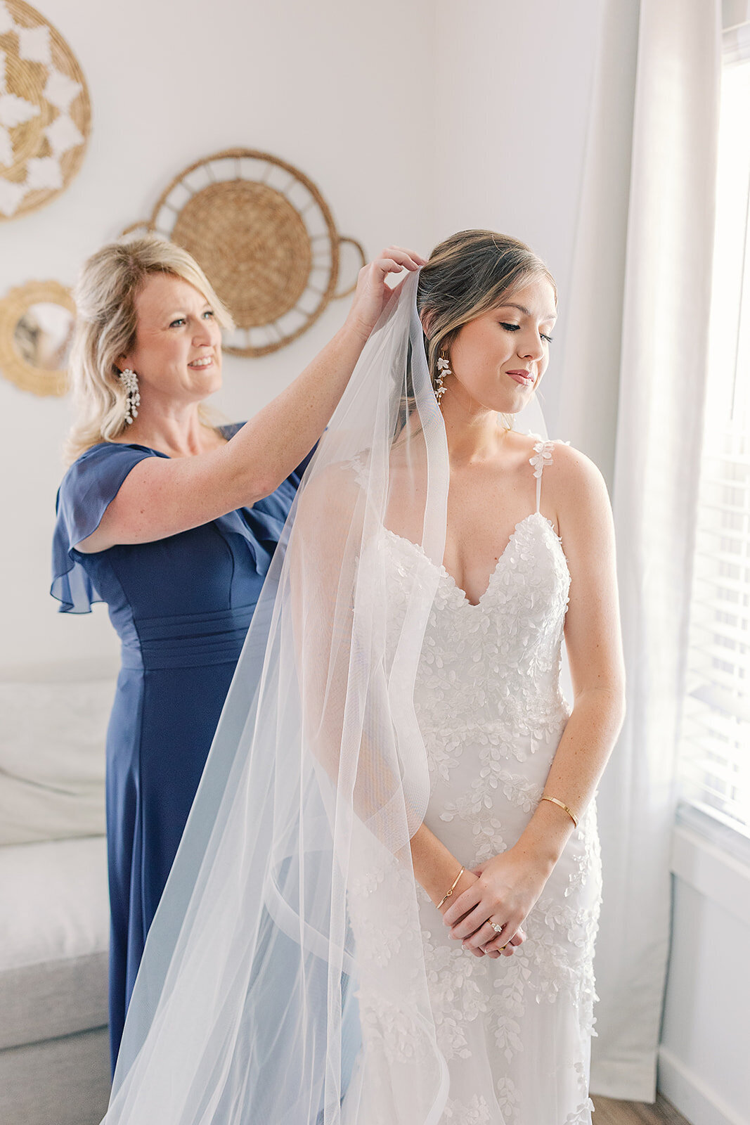 LaneyBrandon_GettingReady_0145