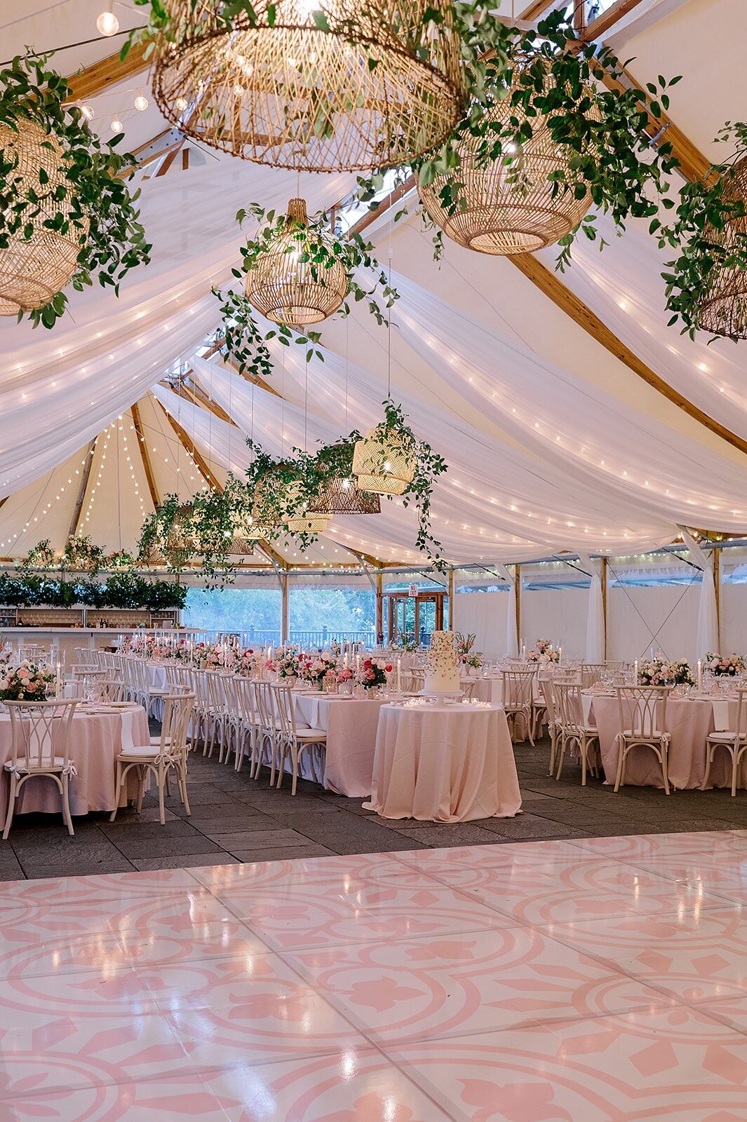 leila-james-events-newport-rhode-island-luxury-wedding-planner-castle-hill-wedding-coastal-wedding-photographer-stephanie-veglianteDetails-120 copy