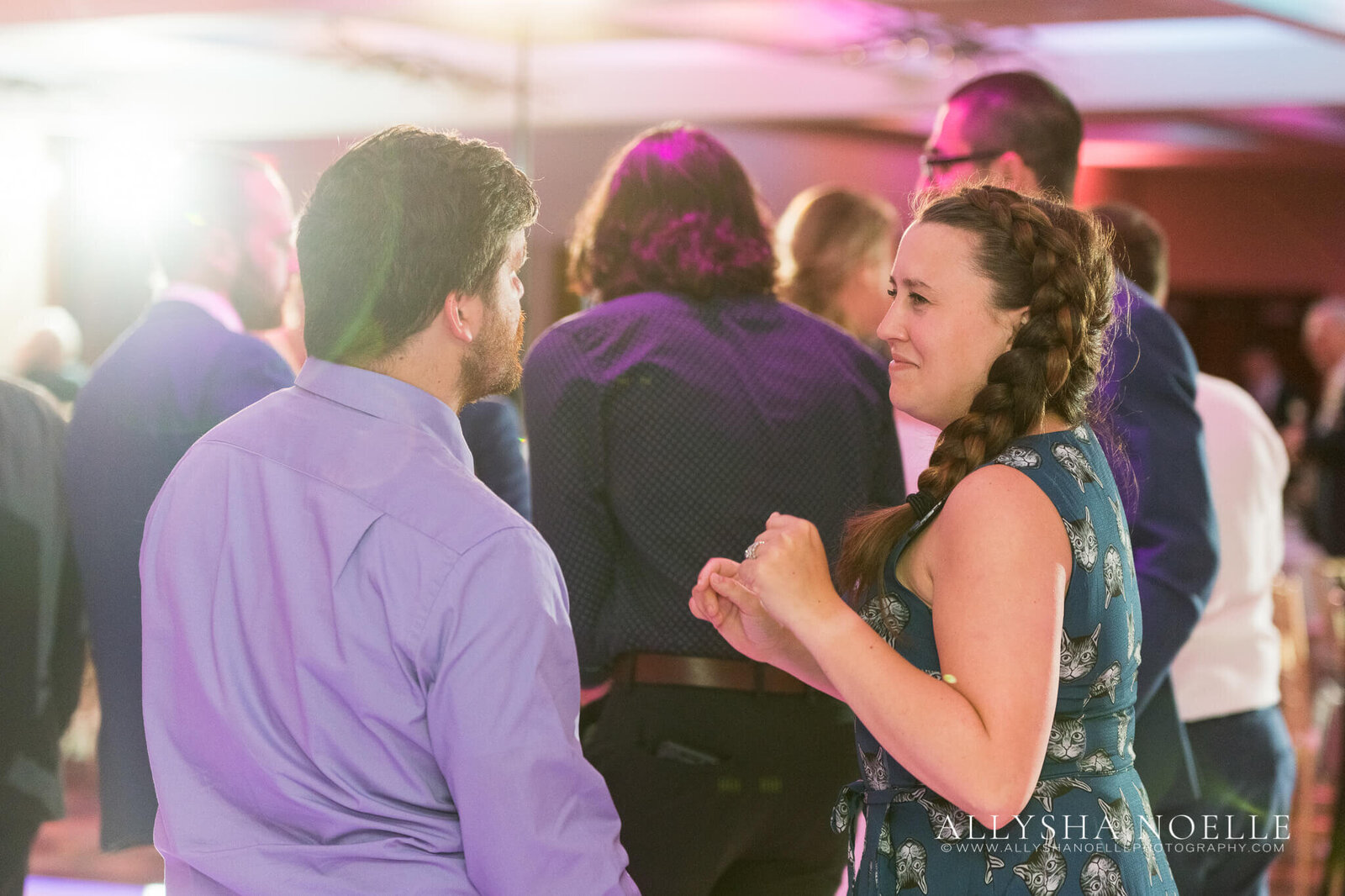 Wedding-at-River-Club-of-Mequon-946