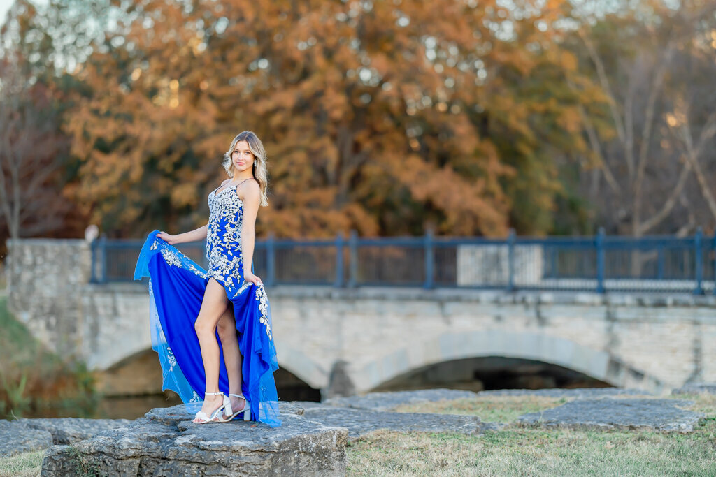 St. Louis Senior Photographer-Erika Rene Photography-Forest Park-Victorian Bridge-42