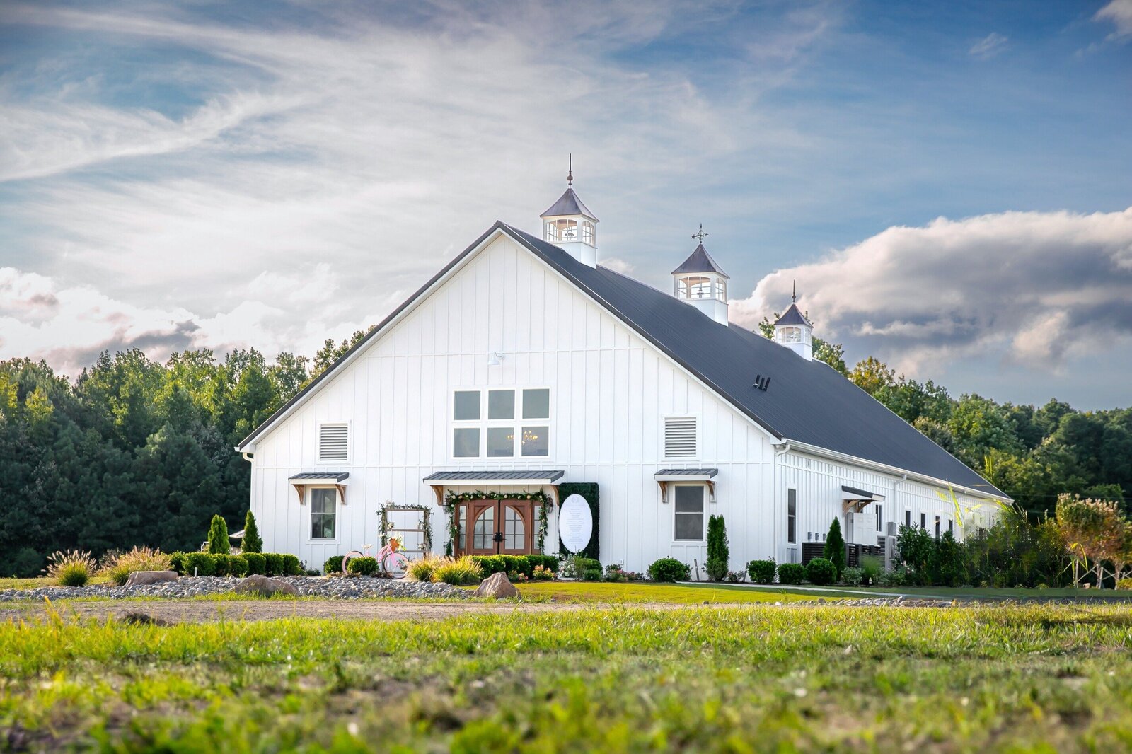 Cupolas-White-Barn-Style-Venue-The-Legacy-at-Willow-Pond.JPG