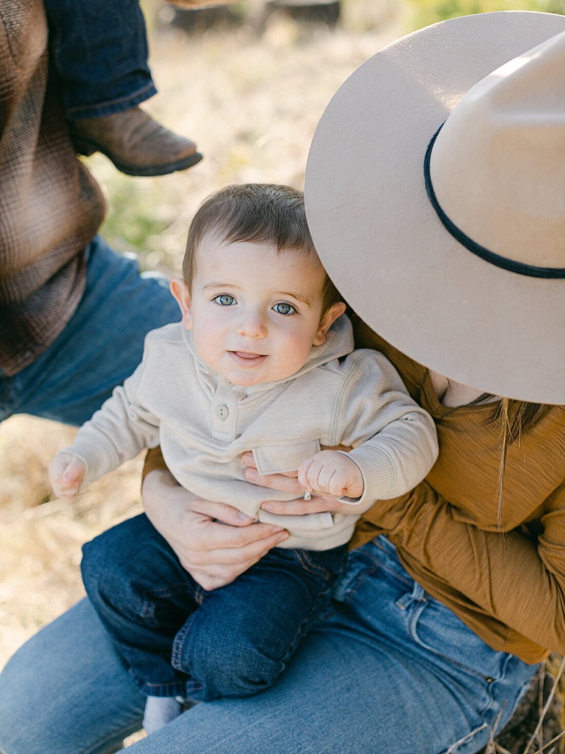 Mountain-top-family-photo-session-1636