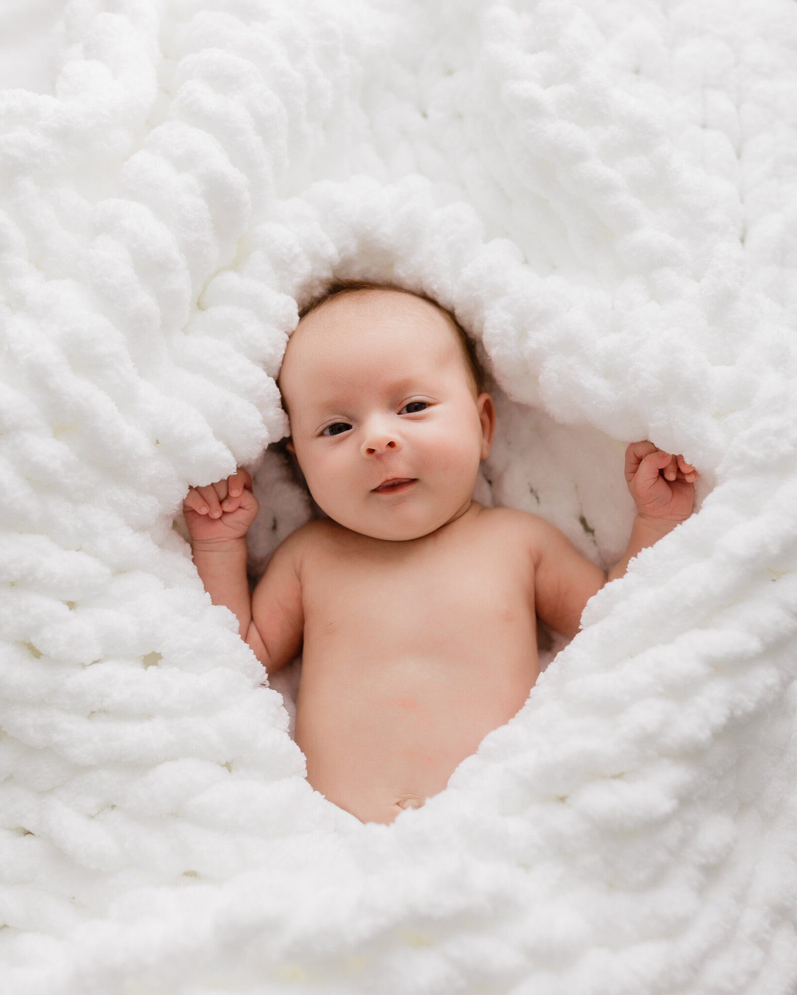 METRO_DETROIT_LIFESTYLE_NEWBORN_PHOTOGRAPHER_COURTNEY_LUSHAJ_PHOTOGRAPHY-24