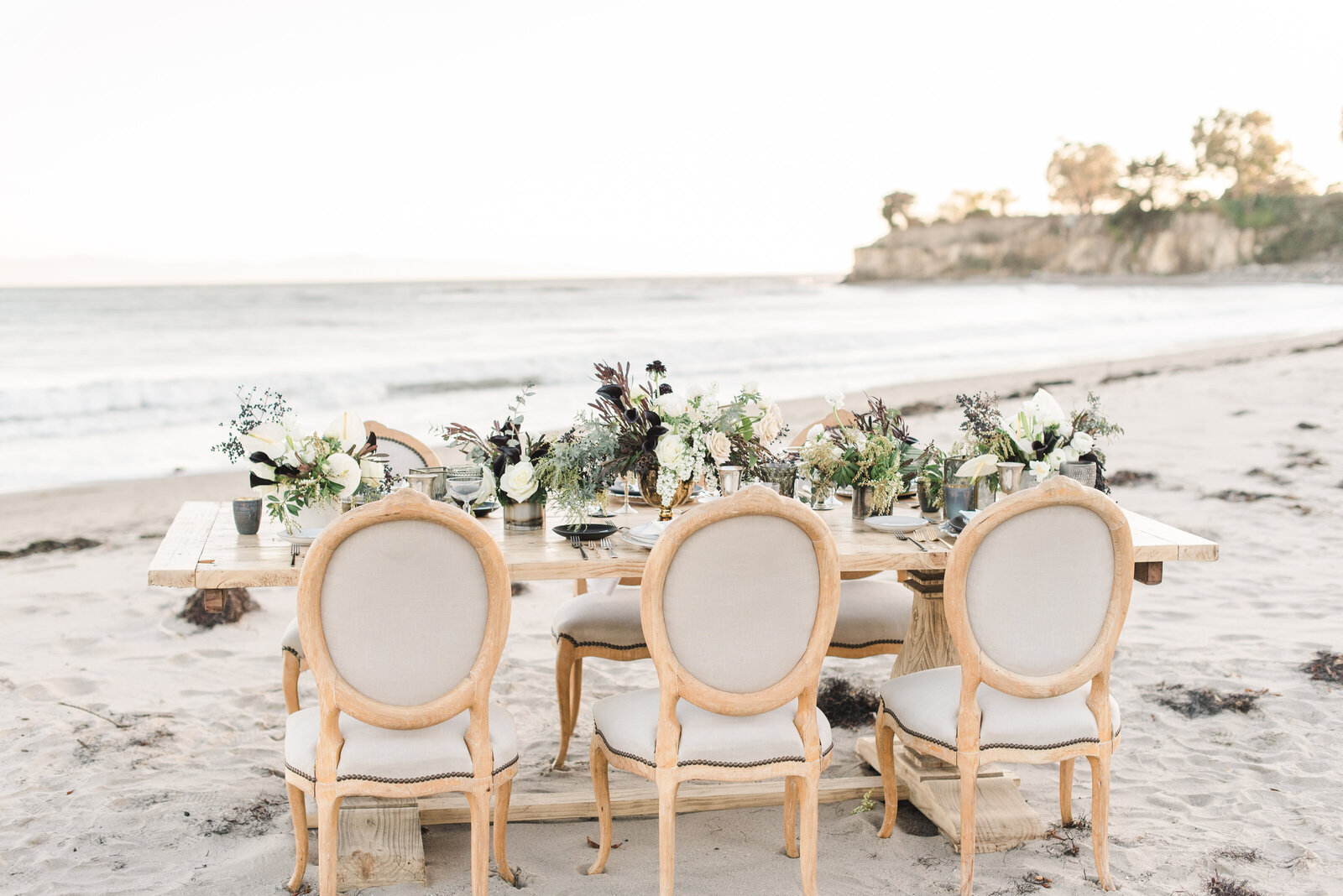 Precious-and-blooming-floral-design-kellye-clifford-Destination I do -Editorial-41