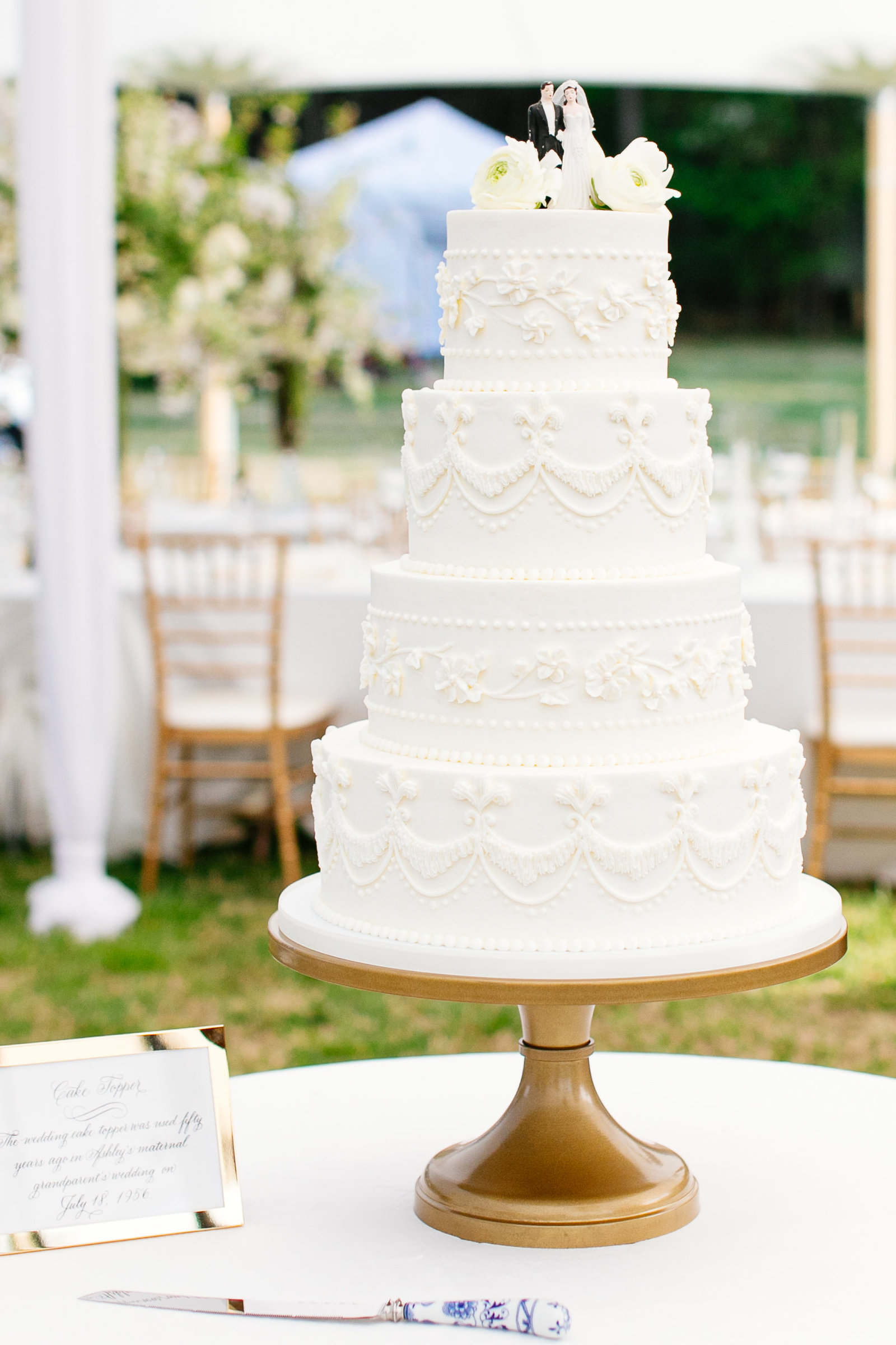 Elegant-Wedding-Cake-Ashley-Cakes-42