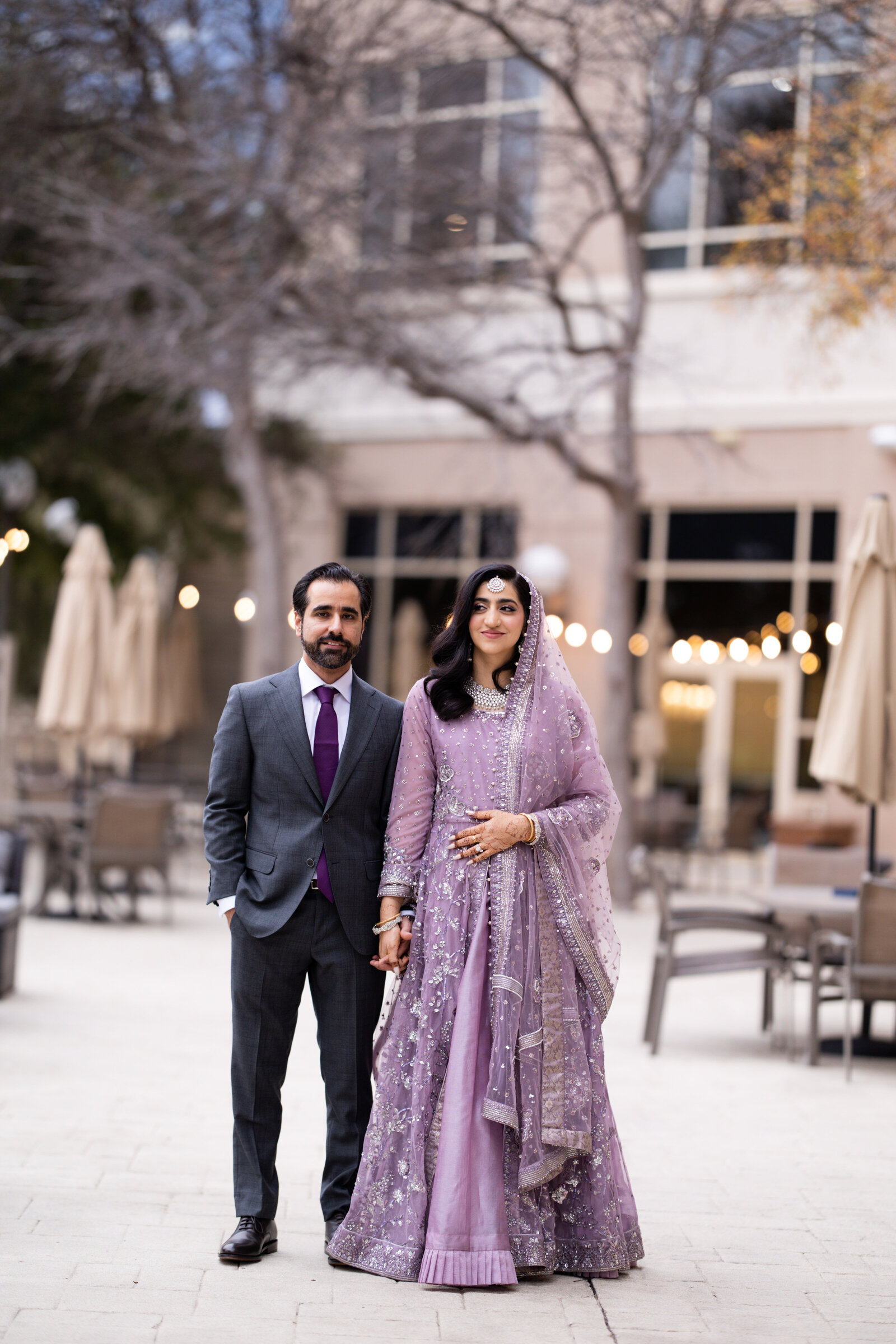 Bride-and-groom-wedding-couple-photoshoot