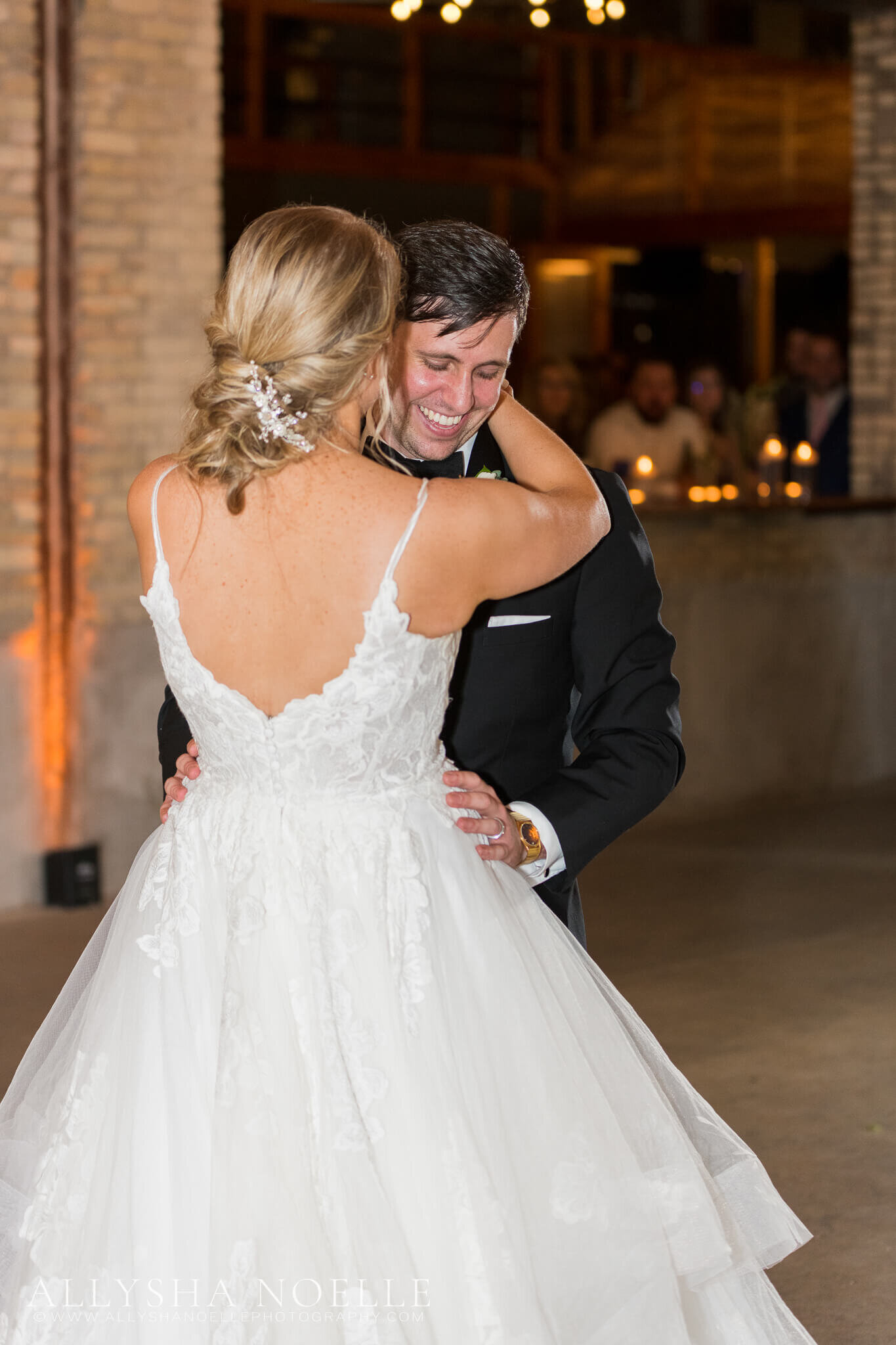 Wedding-at-The-Factory-on-Barclay-in-Milwaukee-1066