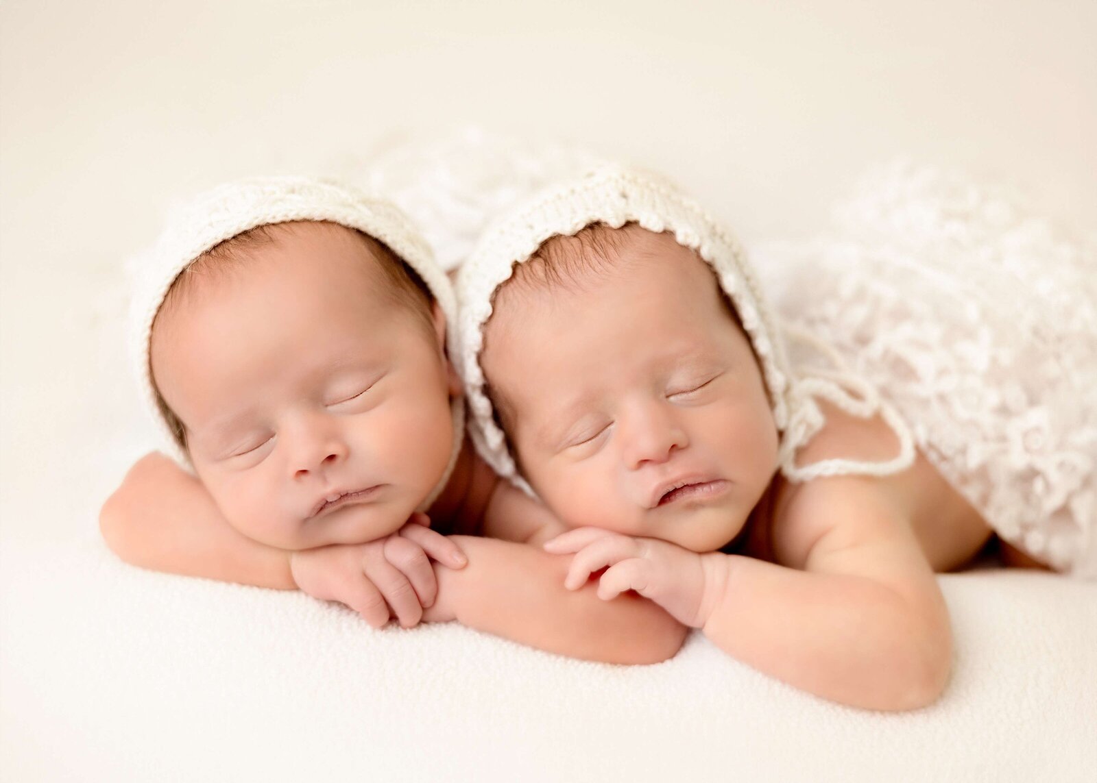 twins photo session in Edmonton 2