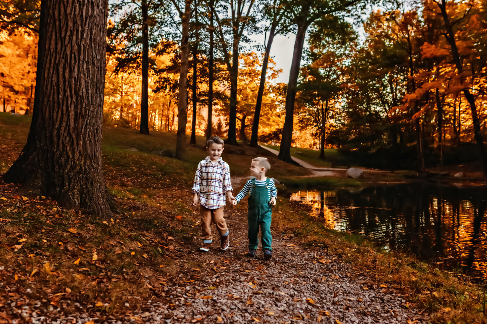 family-photography-cool-creek-park-nightingale-and-willow-photography (5 of 43)