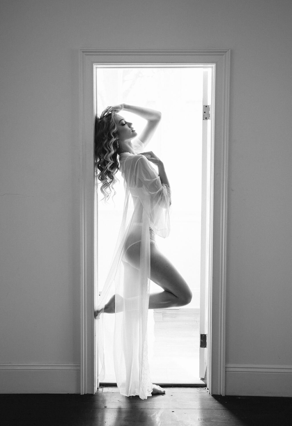 Philadelphia Luxury Boudoir Photographer, Black and White Boudoir