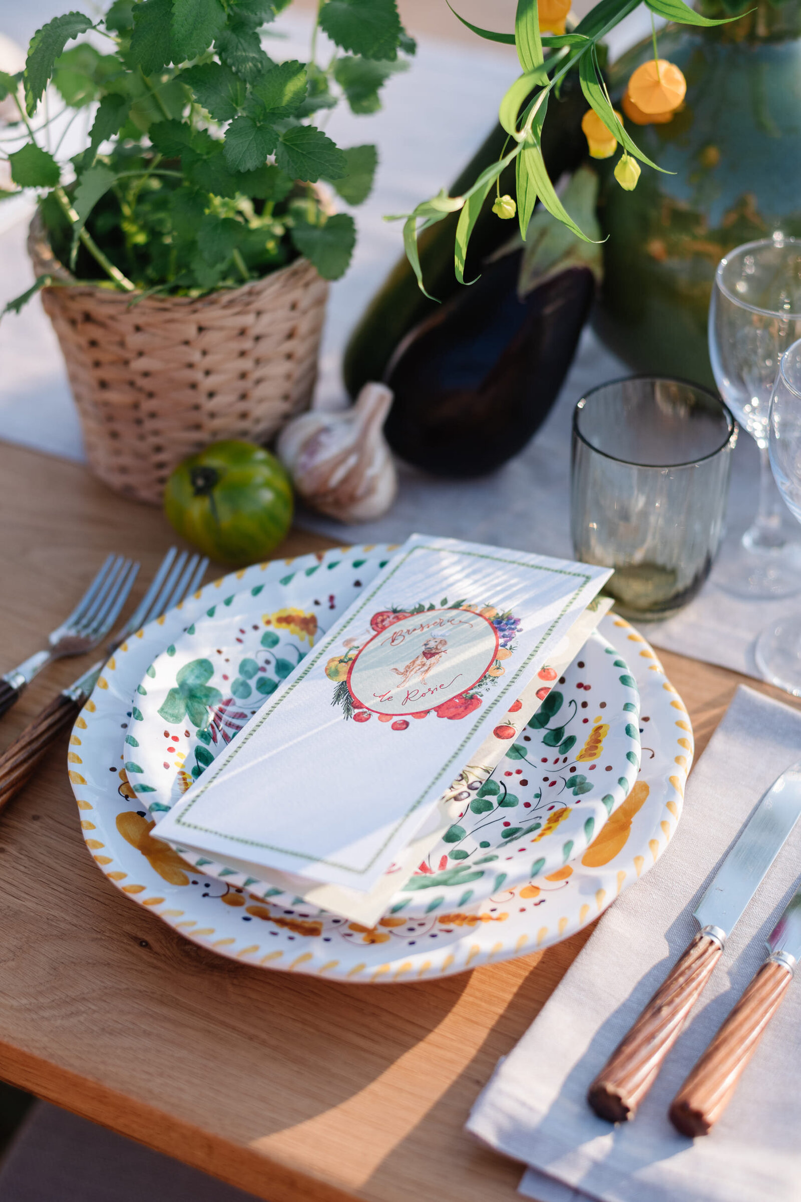 Colourful-table-design-provence