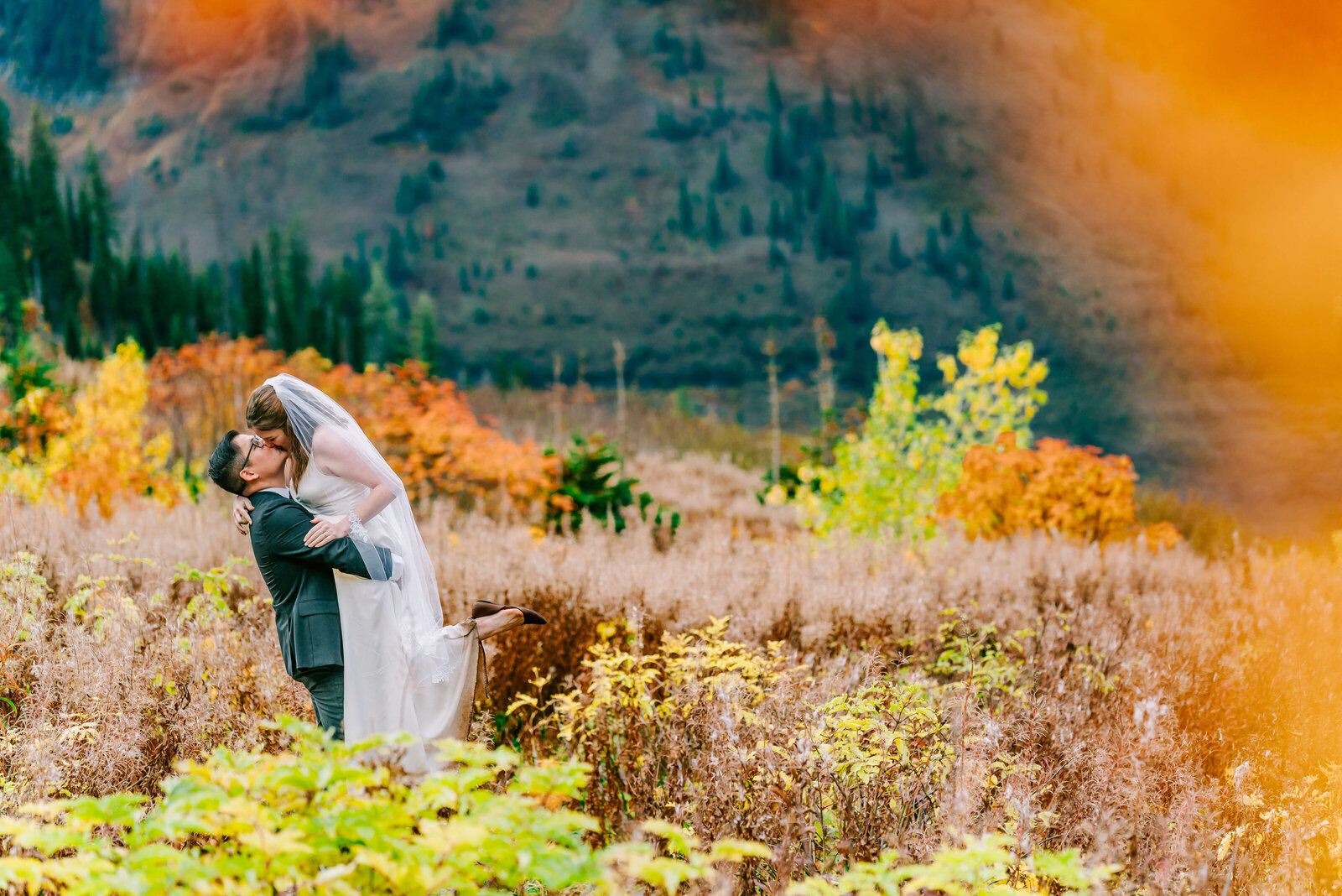 Fall wedding in Glacier National Park (5)