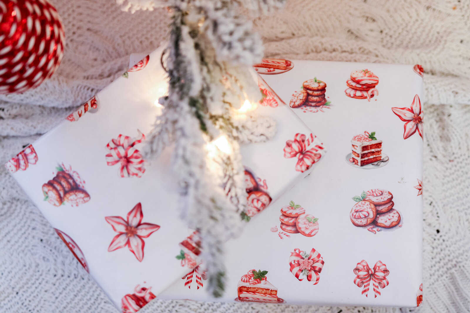 Peppermint christmas gift wrap (4)