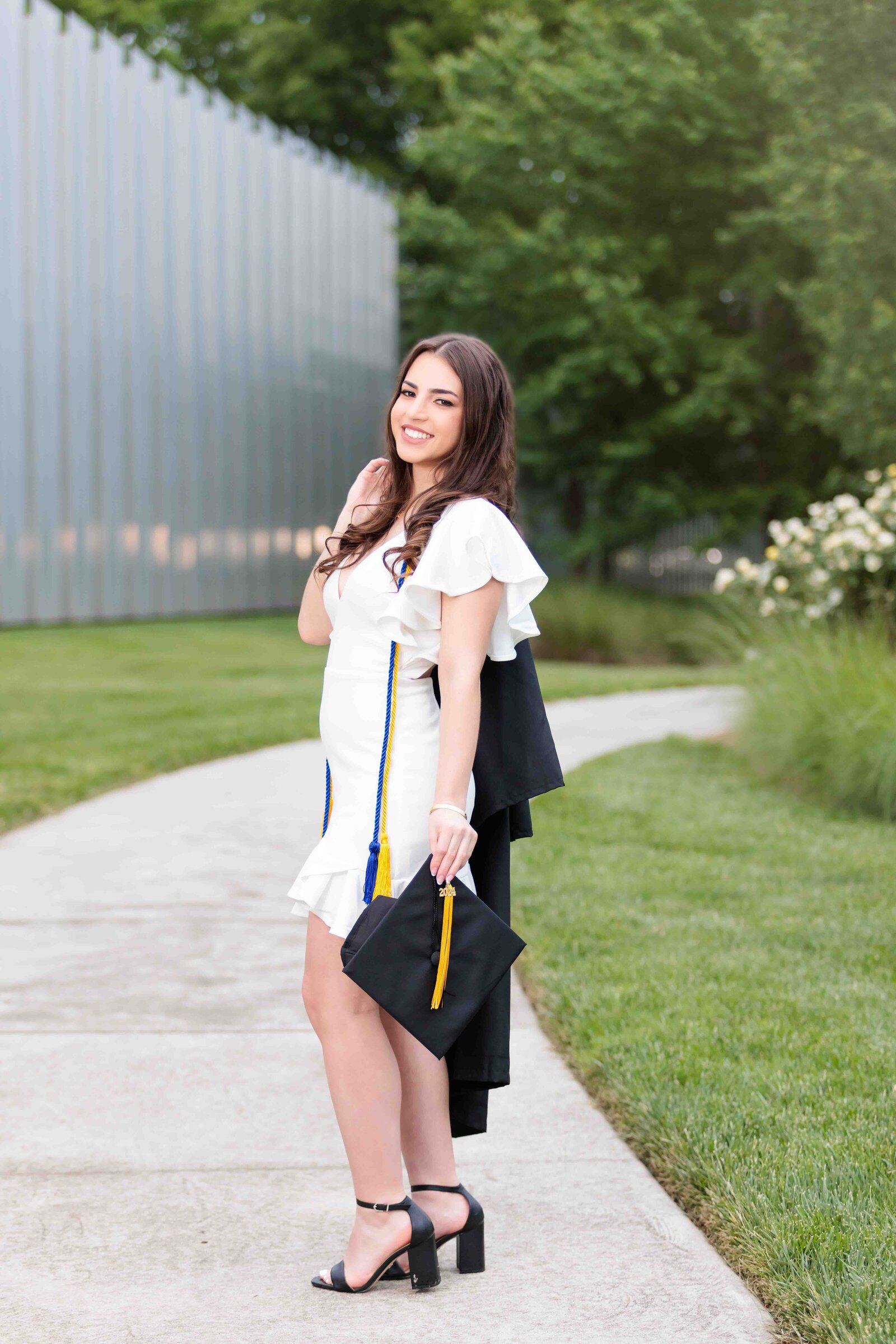 Raleigh Senior Portraits graduation images