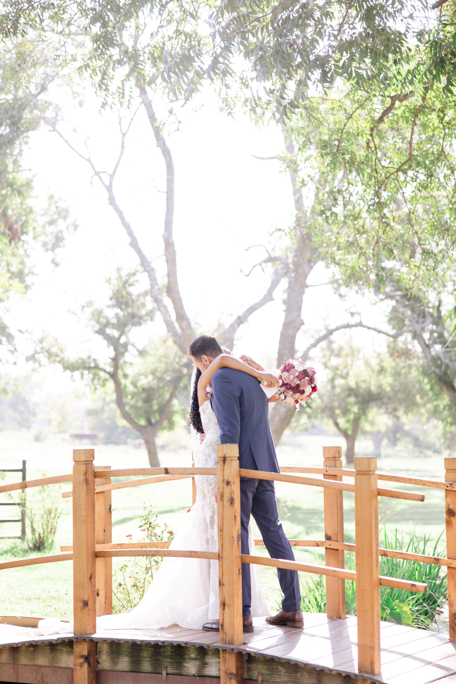 Pre wedding bride and groom solo photography at the venue