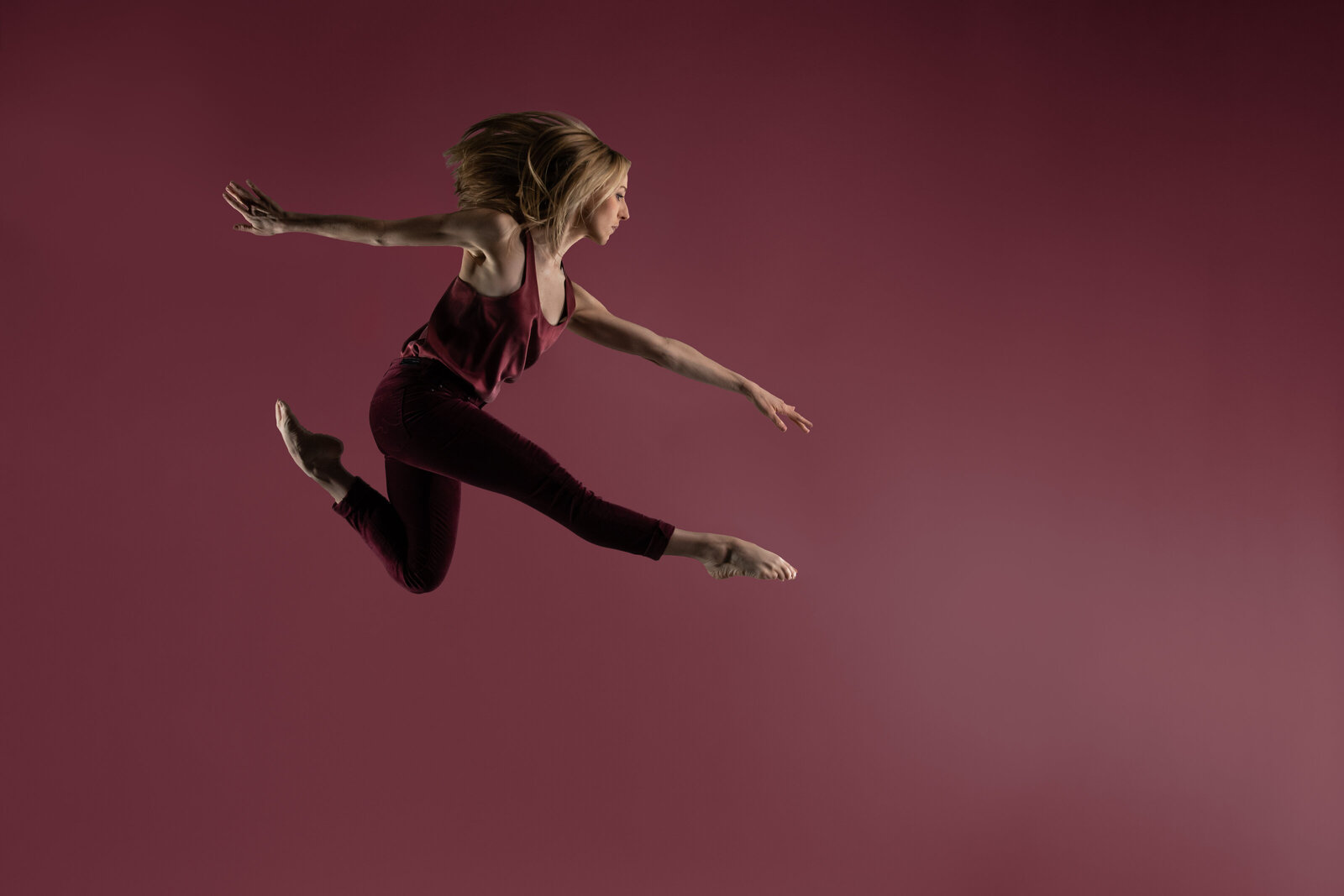 Female dance jumping