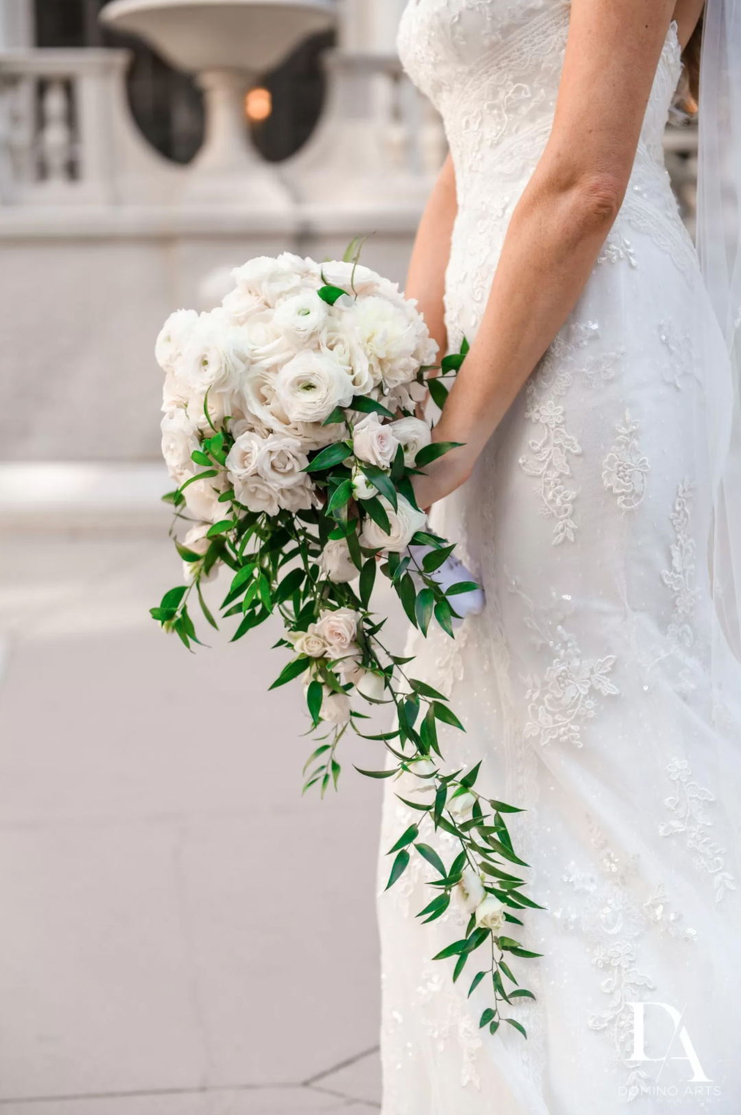 Dreamday Destinations-white-green-bouquet