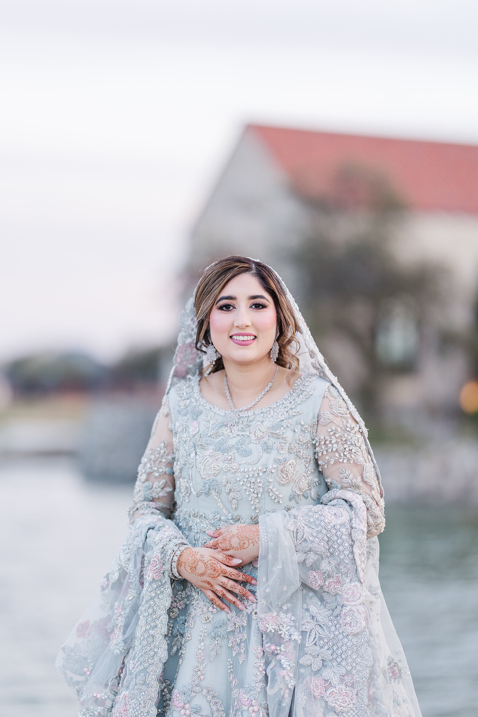 Bride-solo-outdoor-photography