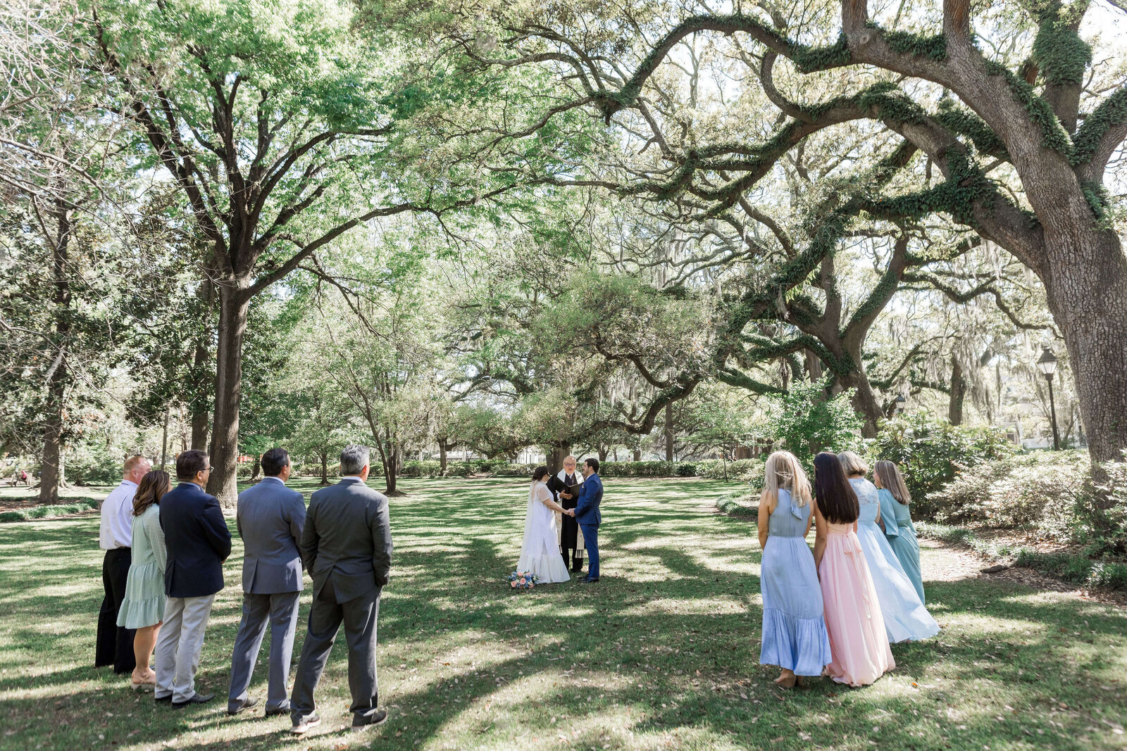 Tori_Bronston_Photography_Spring_Savannah_Elopement_Forsyth_Park12