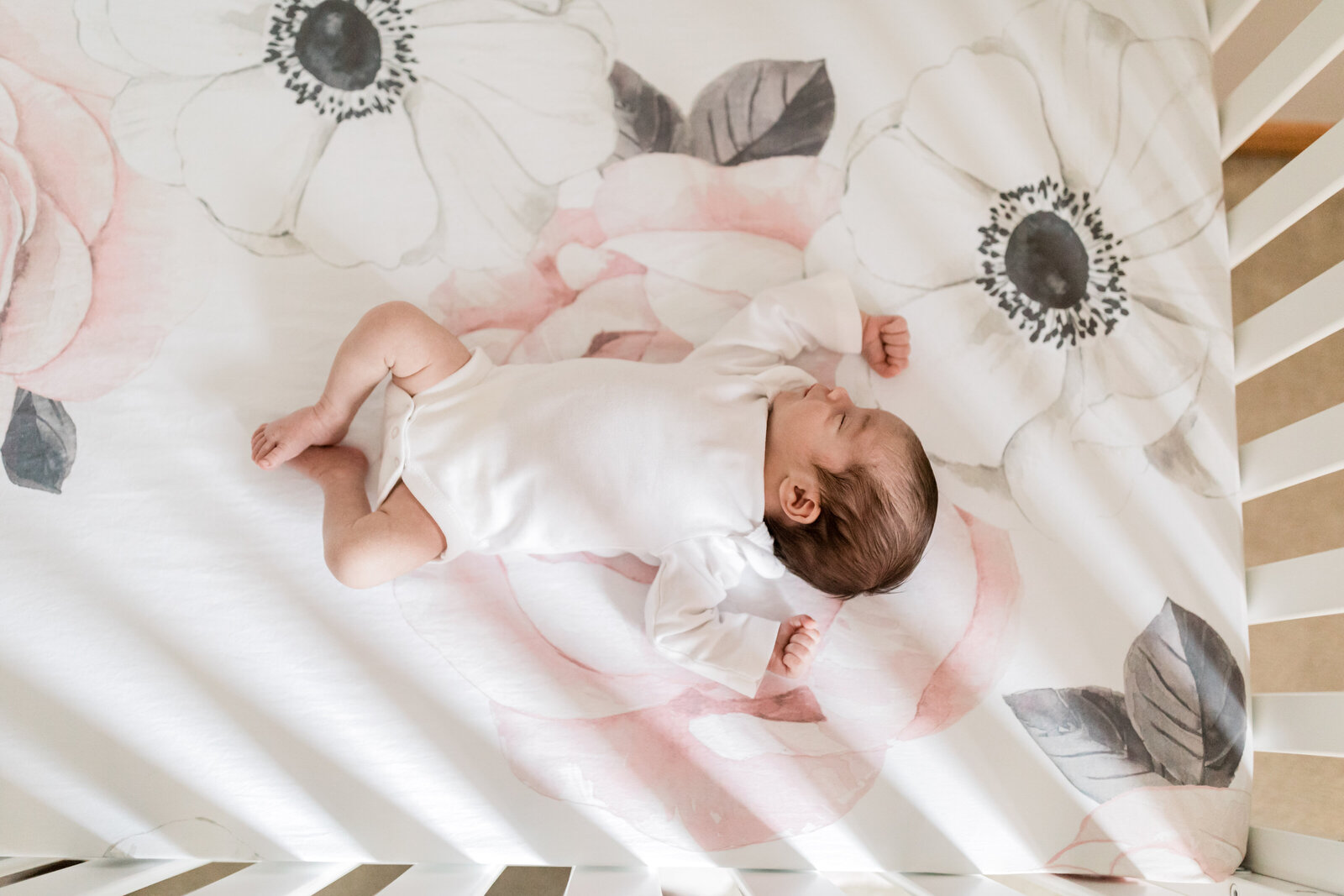 In-home-Lifestyle-Newborn-Photographer-2