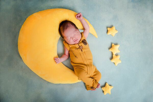 East Brunswick NJ Newborn Photographer Love You to the Moon and Back