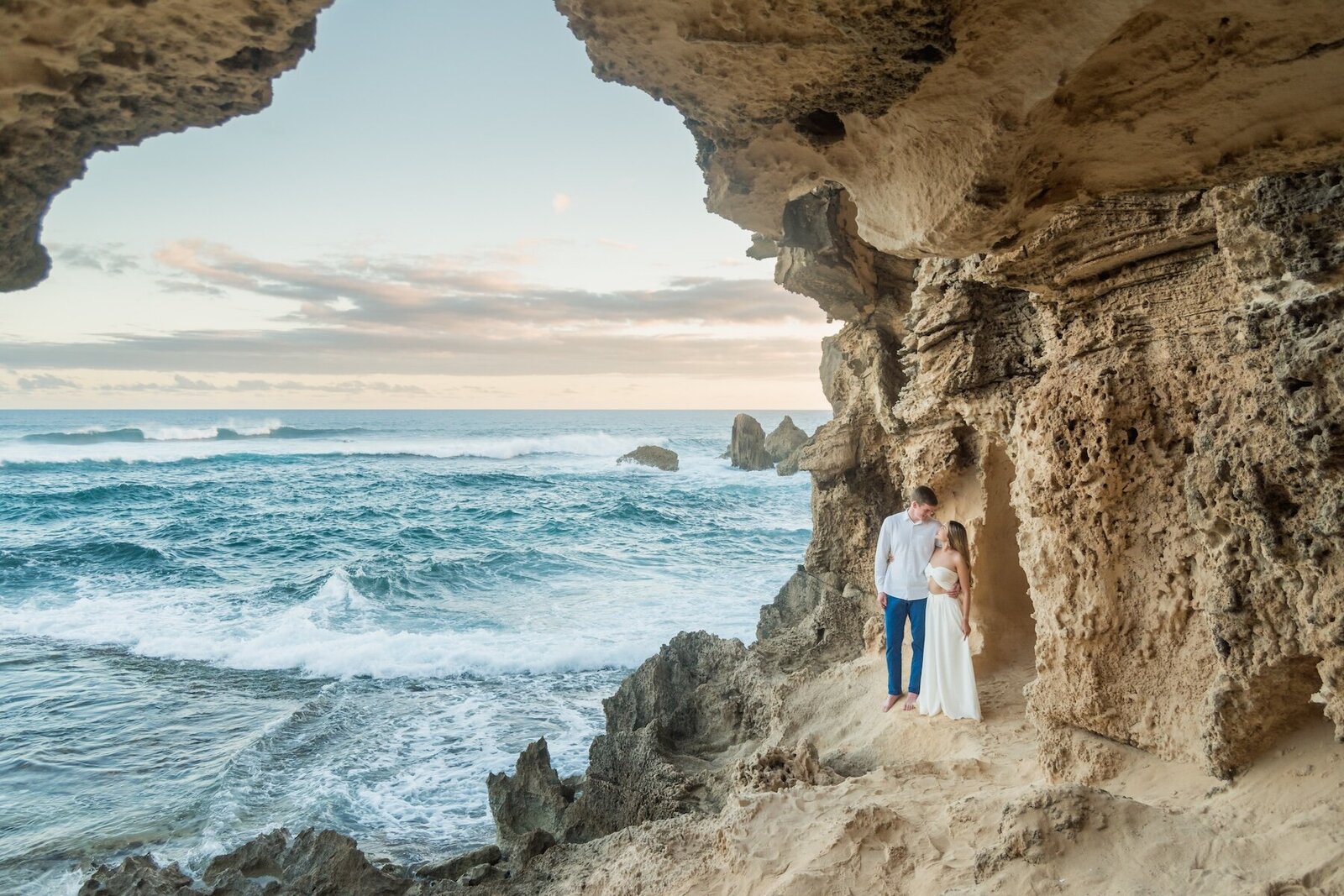 Romantic Kauai couples portraits cliffside 