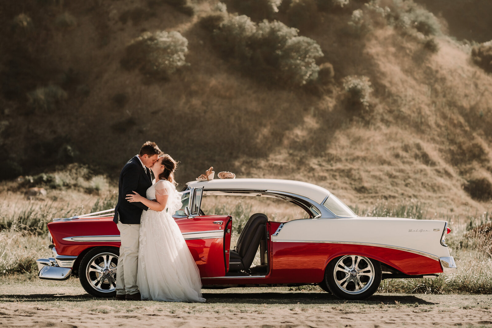 MountMaunganui-photographer-wedding-beach-home-33-2