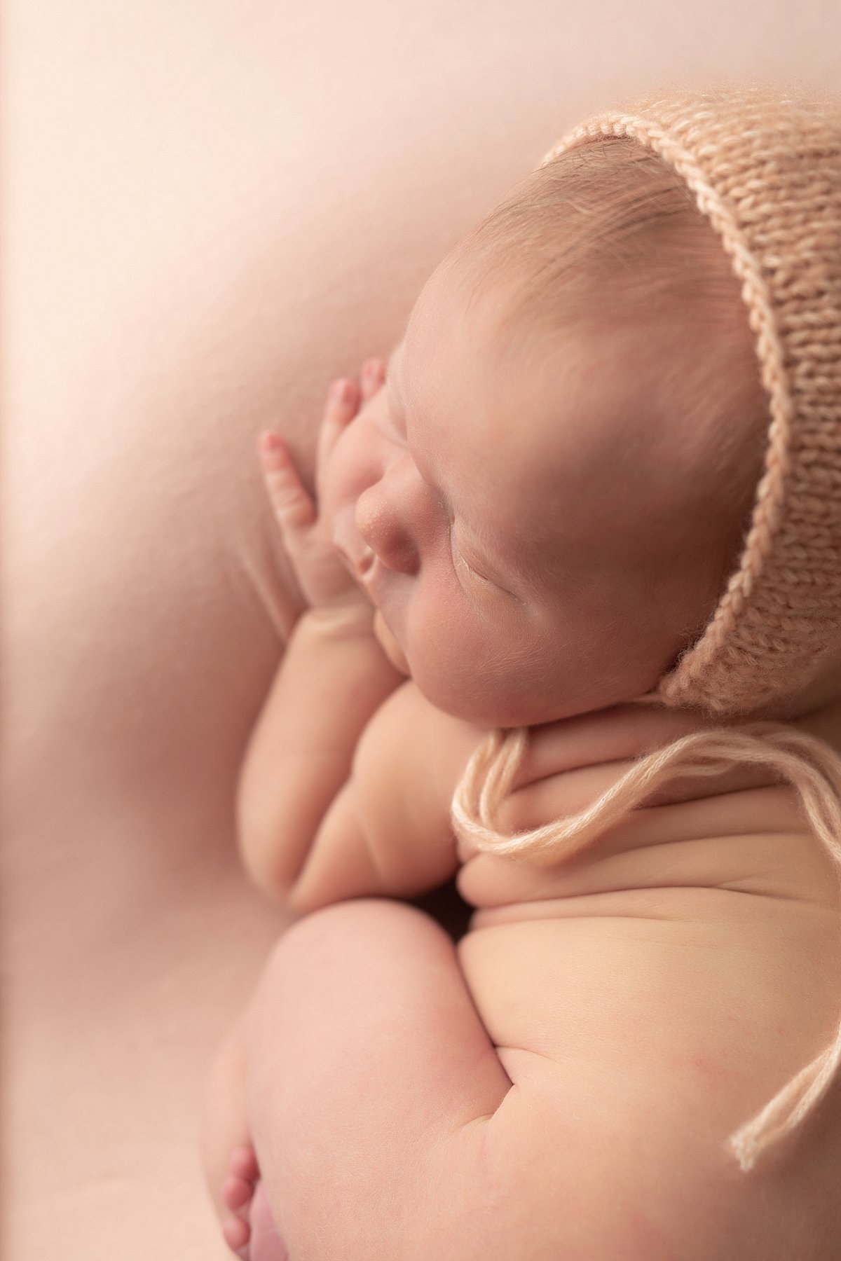 decatur-newborn-pink-hat