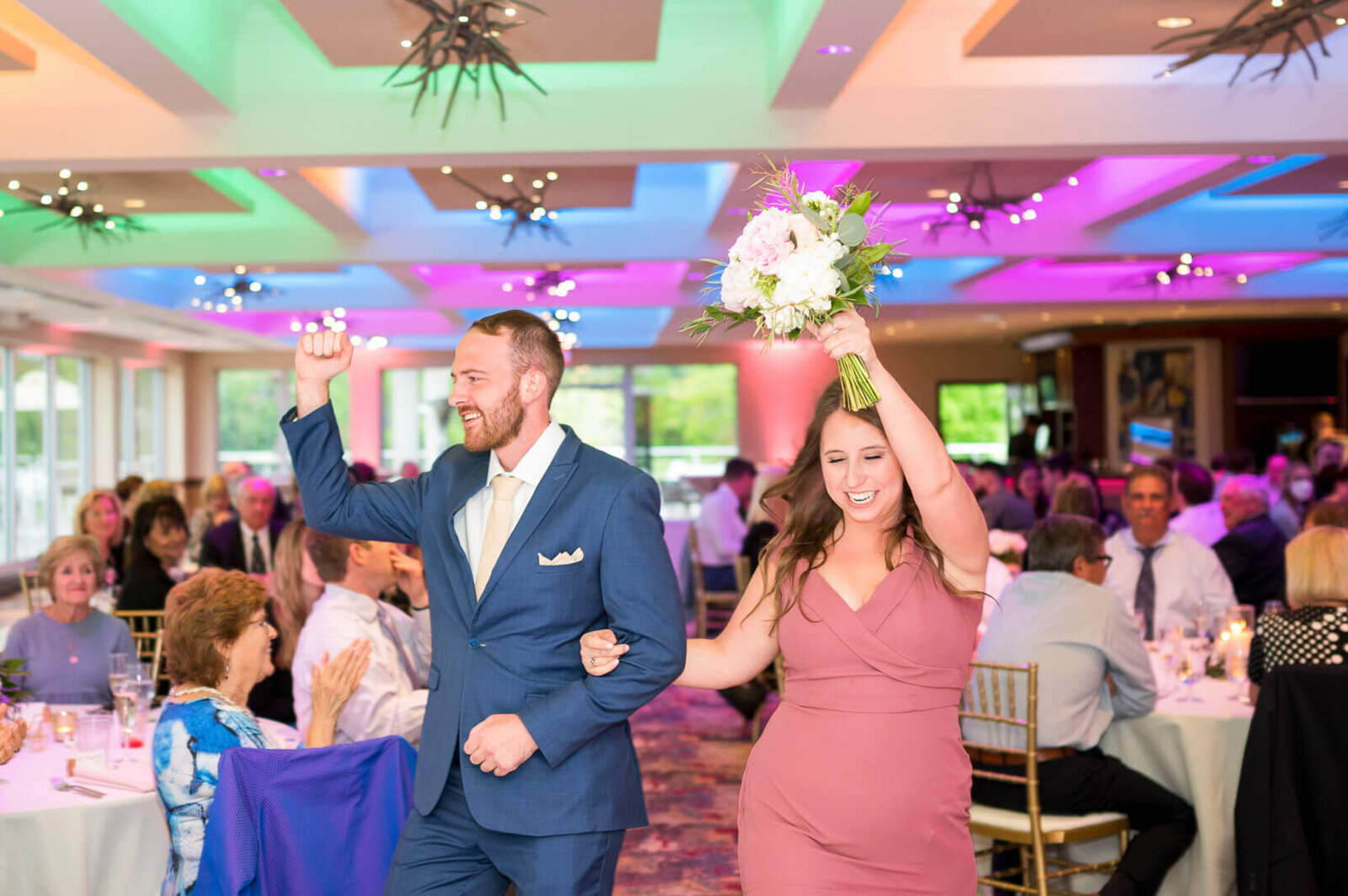 River-Club-of-Mequon-Wedding-551