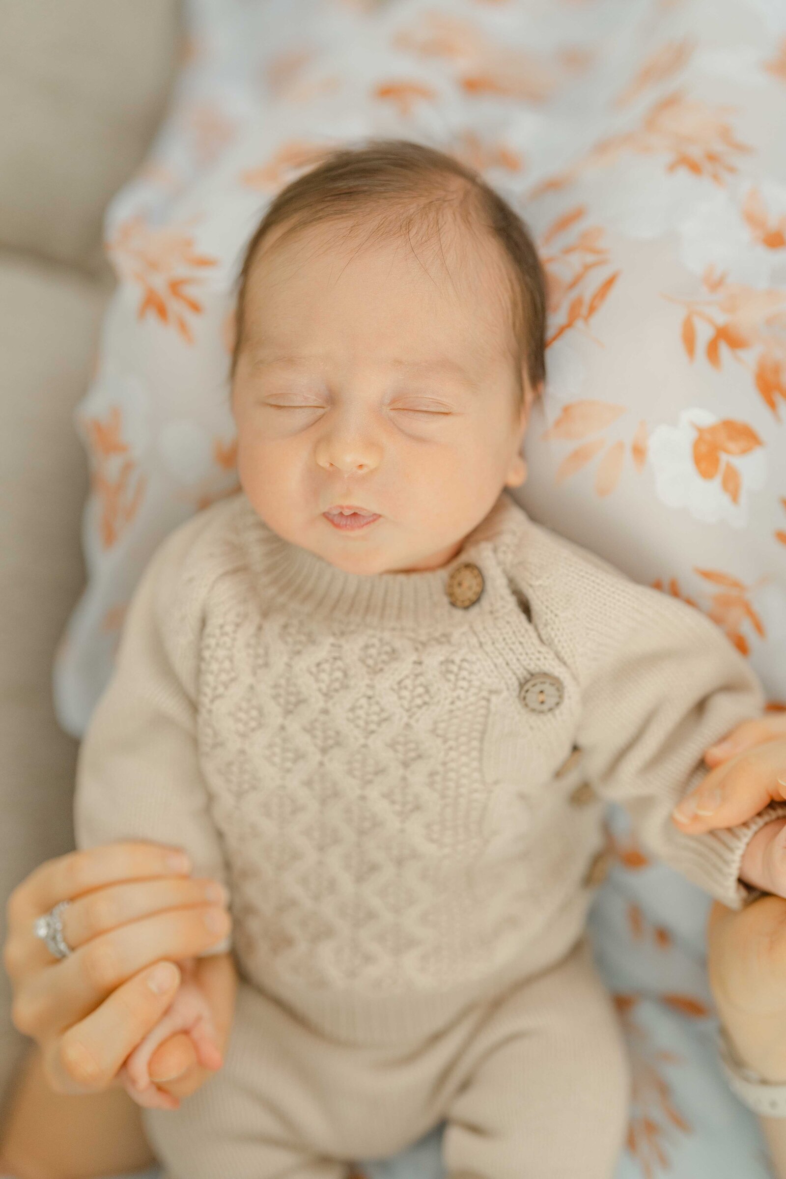 baby sleeping during Centreville, VA newborn picture