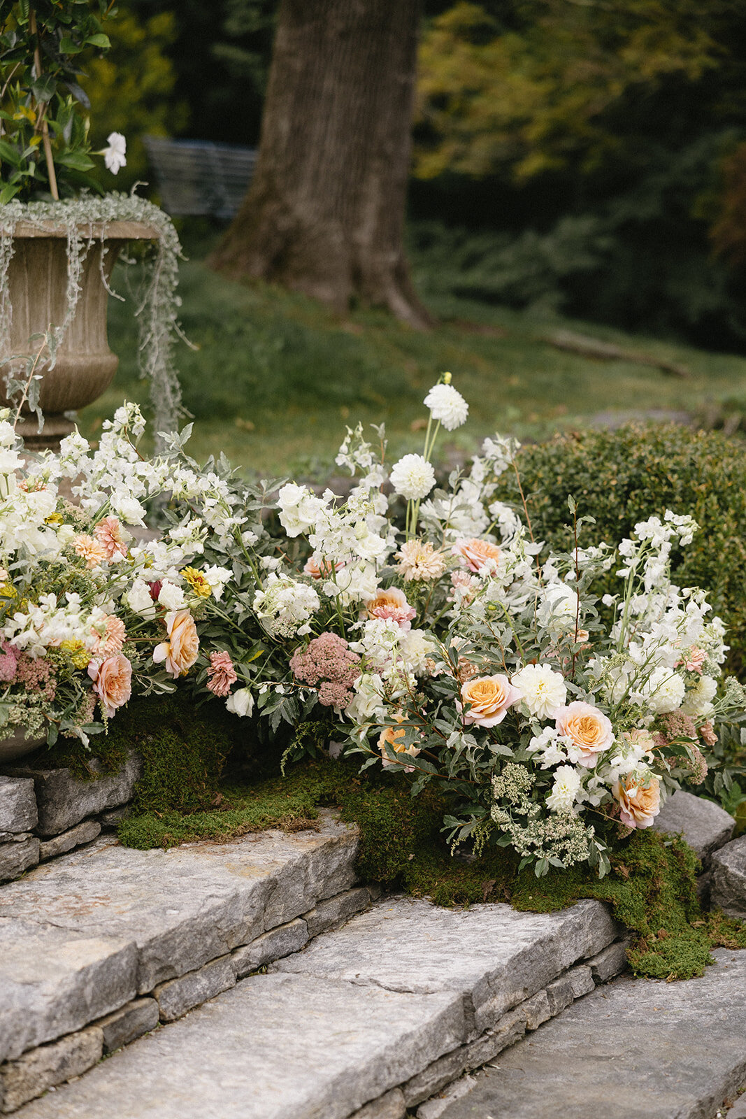 Mayflower-Inn-Garden-Tented-Wedding 42