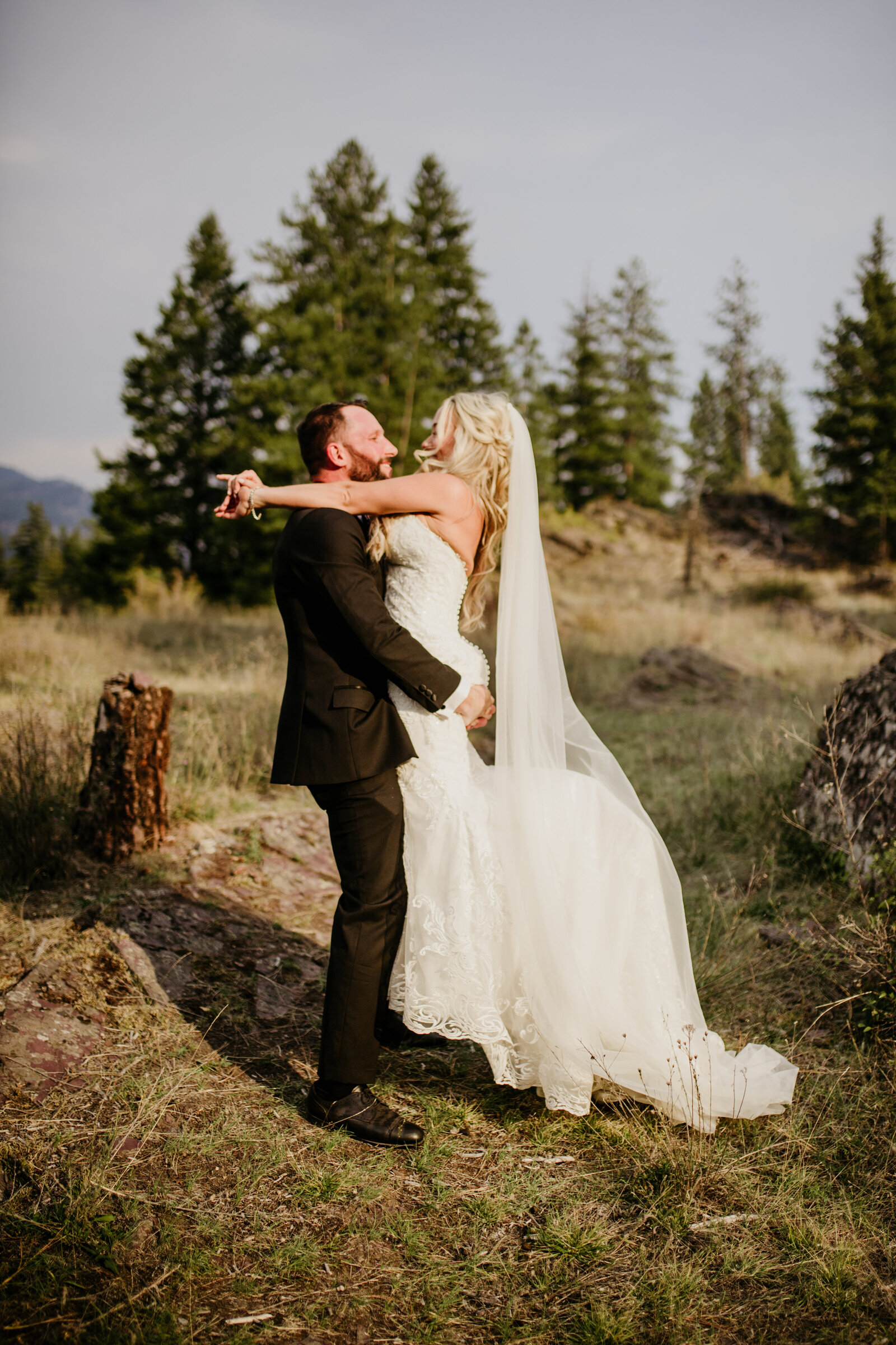 White Raven Wedding_Montana Wedding Photographer_Brittany & Michael_September 17, 2021-2232