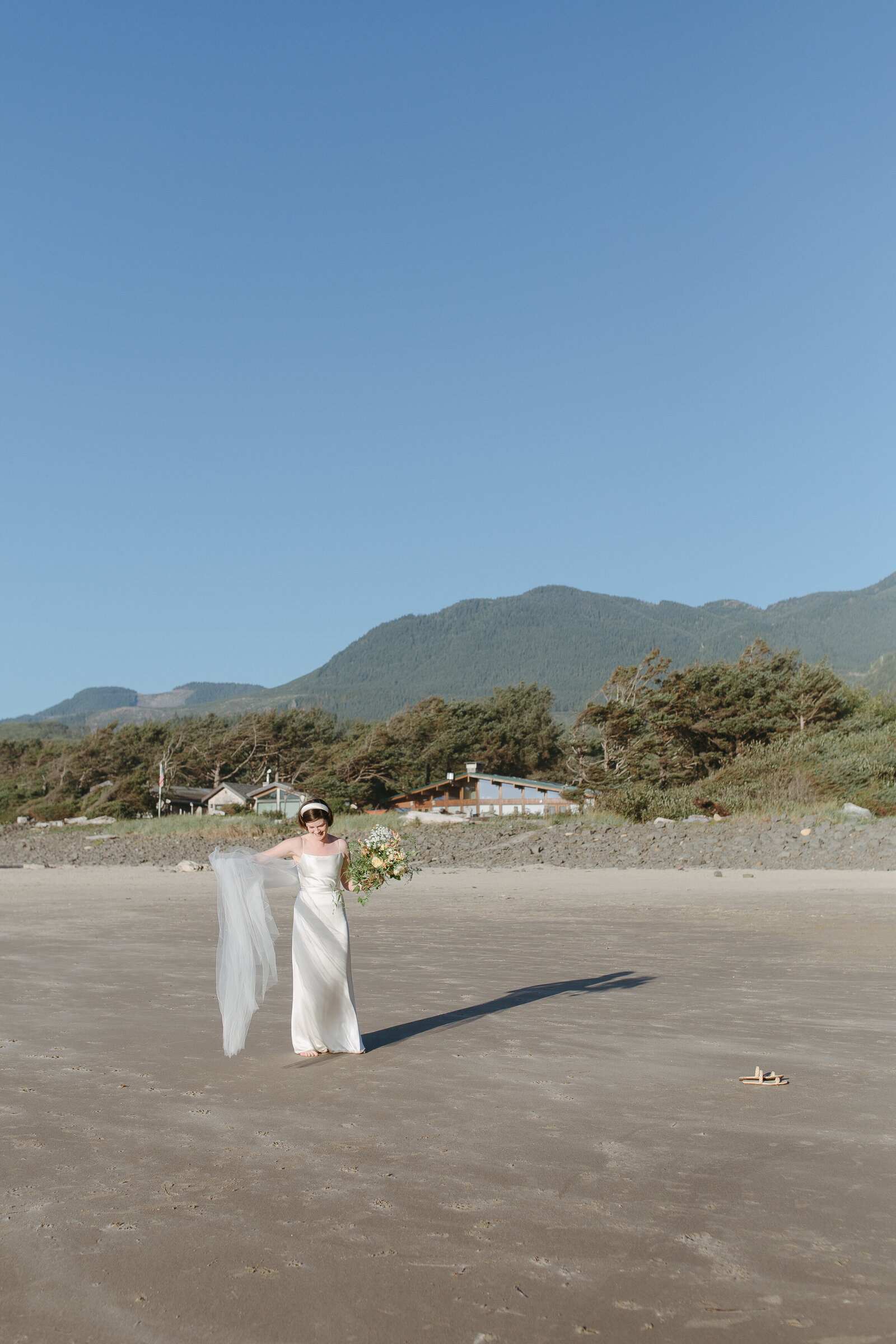 arch-cape-elopement-oregon-coast