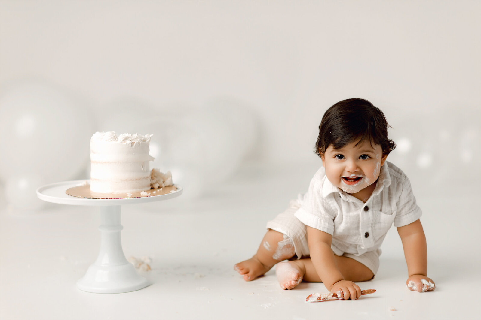 NW Arkansas cake smash photographer, cake smash photography NW Arkansas, cake smash photographer near me