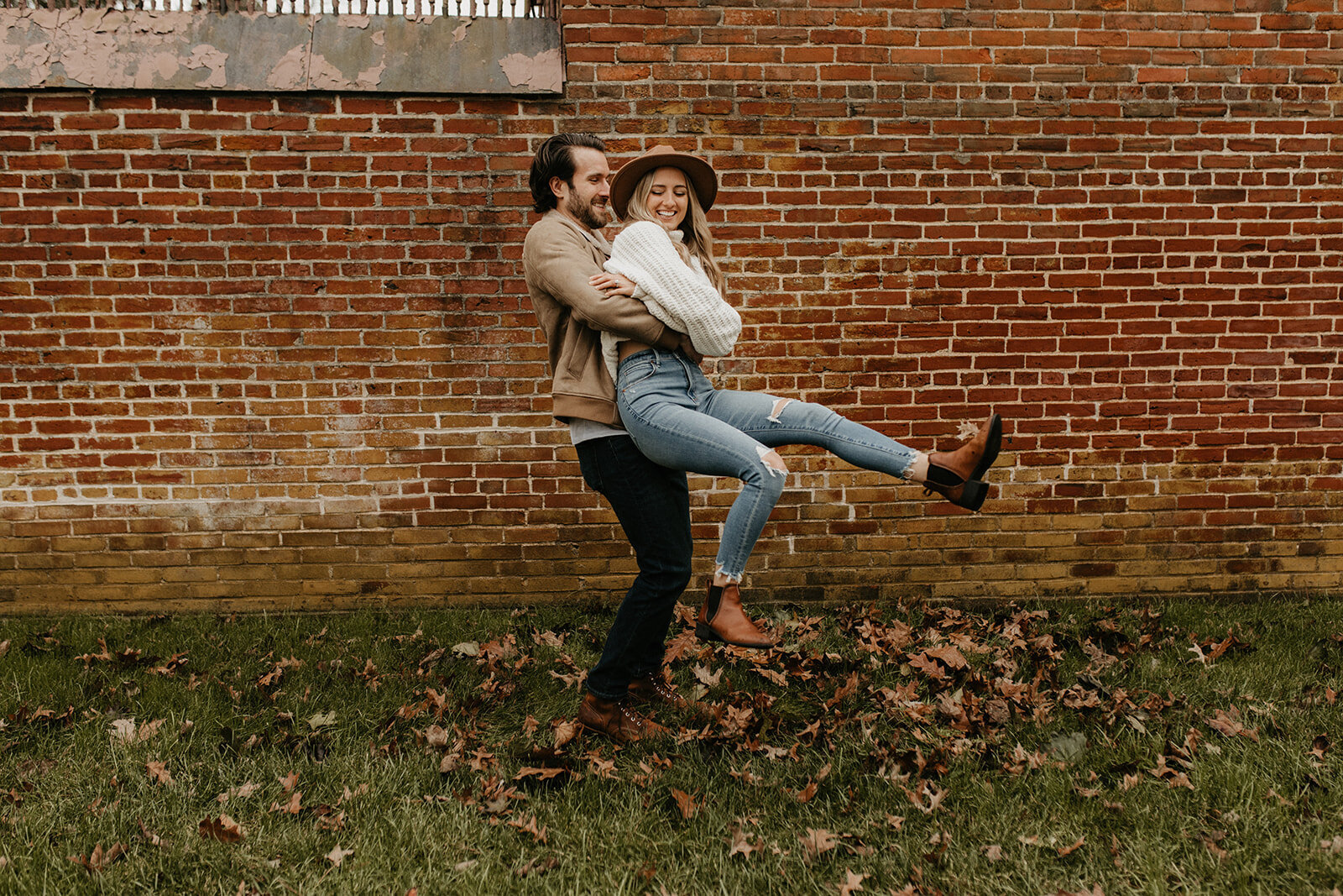 Melissa_Chris_Couples_Session_Sneak_Peek_11.11.20-8