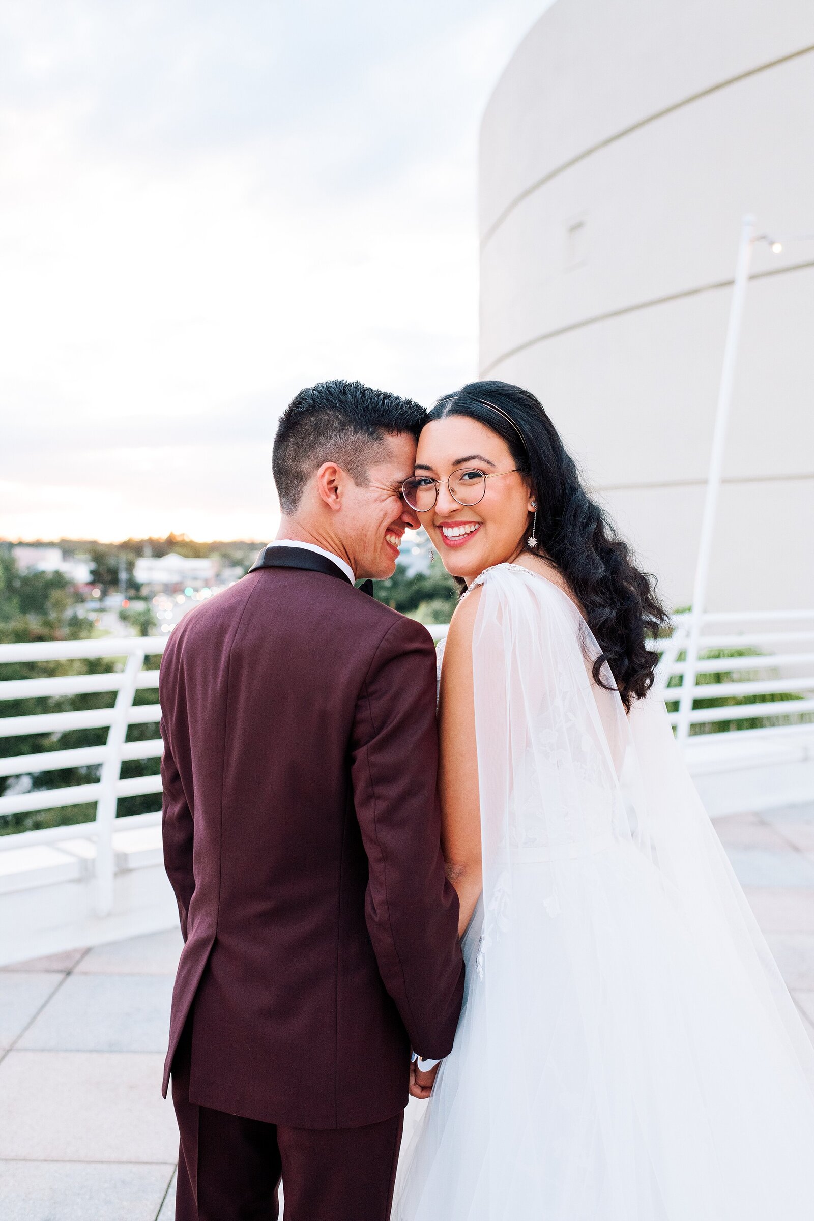 Bride and Groom on their wedding day | Orlando Science Center Wedding | Chynna Pacheco Photography