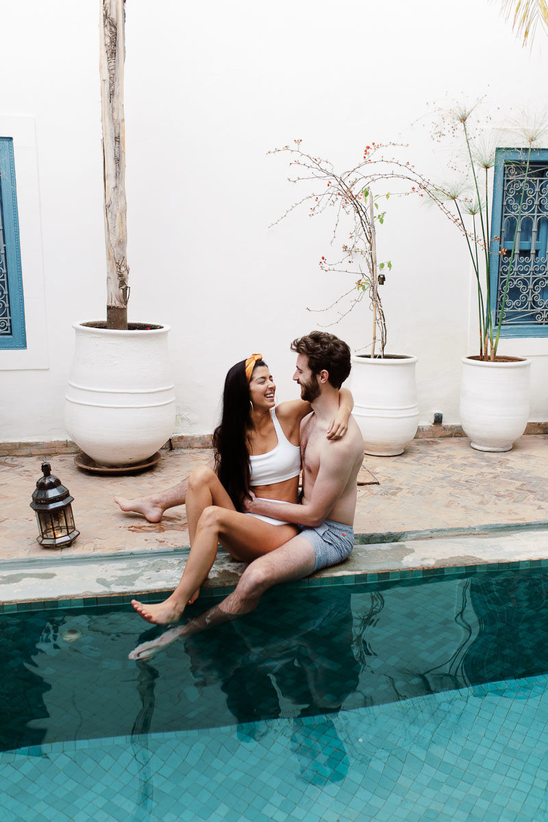 vintage-poolside-engagment-pictures (1 of 1)-11