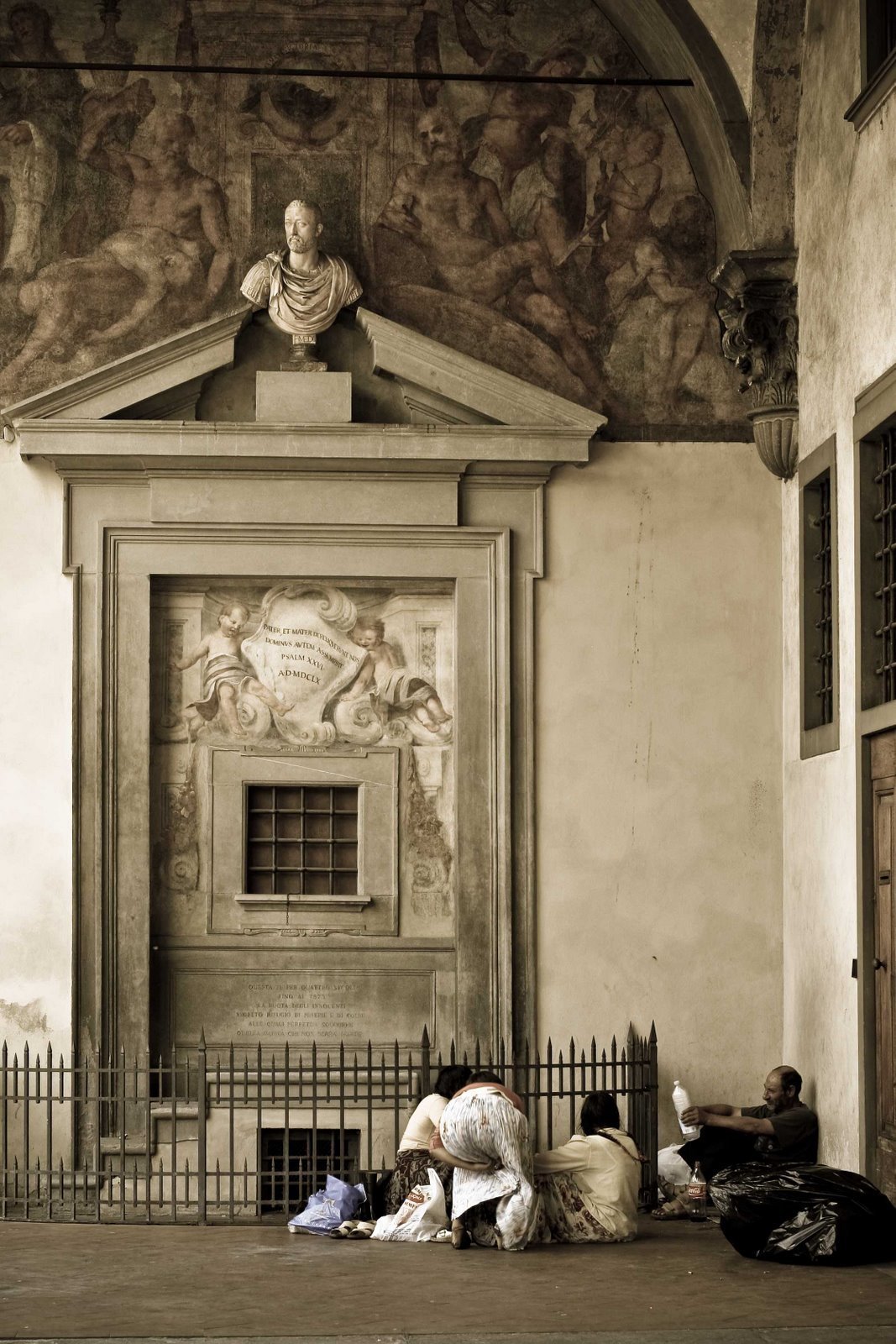 Volunteer Travel Photographer