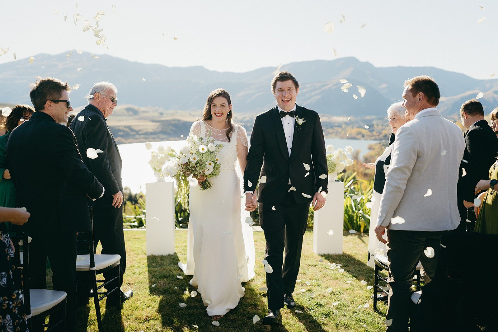 Melissa Clark Photography - Queenstown Wedding Photographer - Lake Hayes Holiday Home Wedding - Katherine & Adam 4.5.24-22