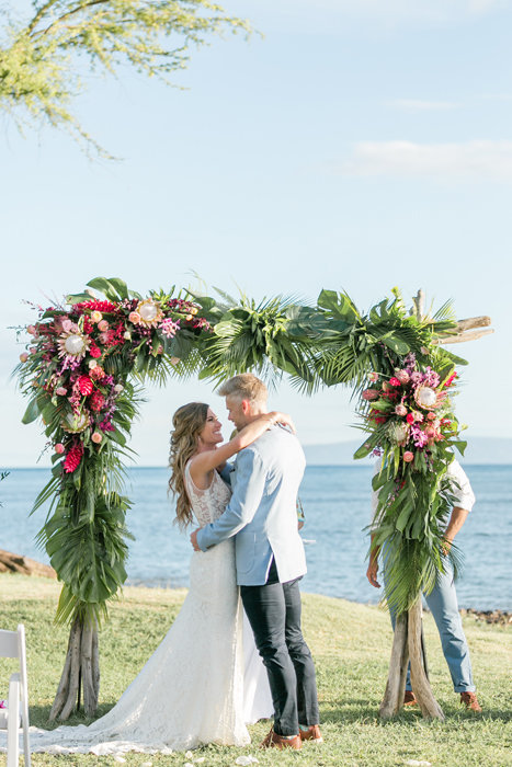 W0510_Wright_Olowalu-Maluhia_Maui-Wedding_CaitlinCatheyPhoto_2110