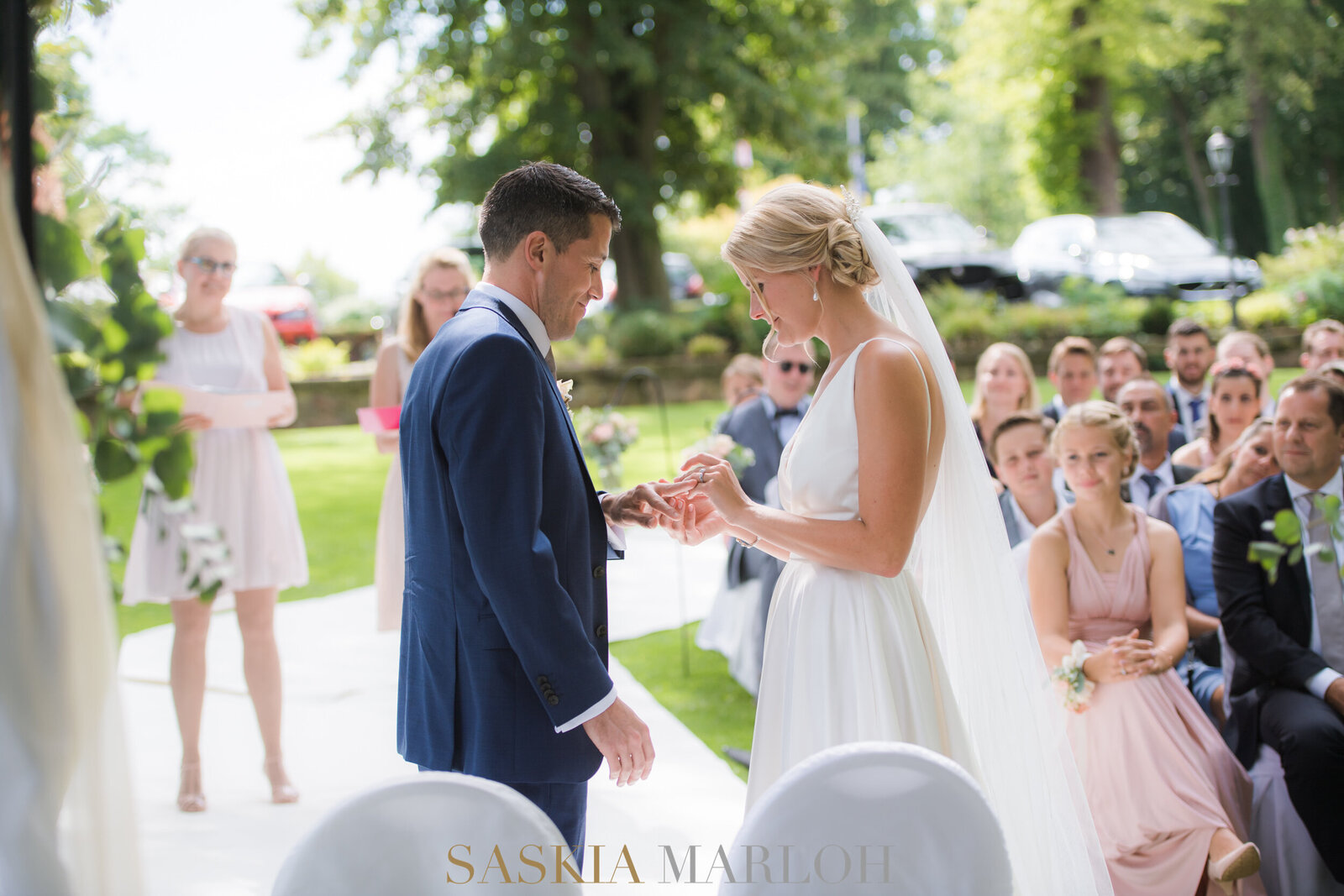 BURG-SCHWARZENSTEIN-WEDDING-HOCHZEIT-SASKIA-MARLOH-PHOTOGRAPHER-396